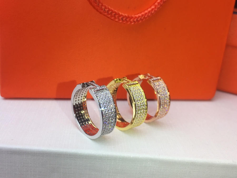 Bagsaaa H**me5 Ring 01