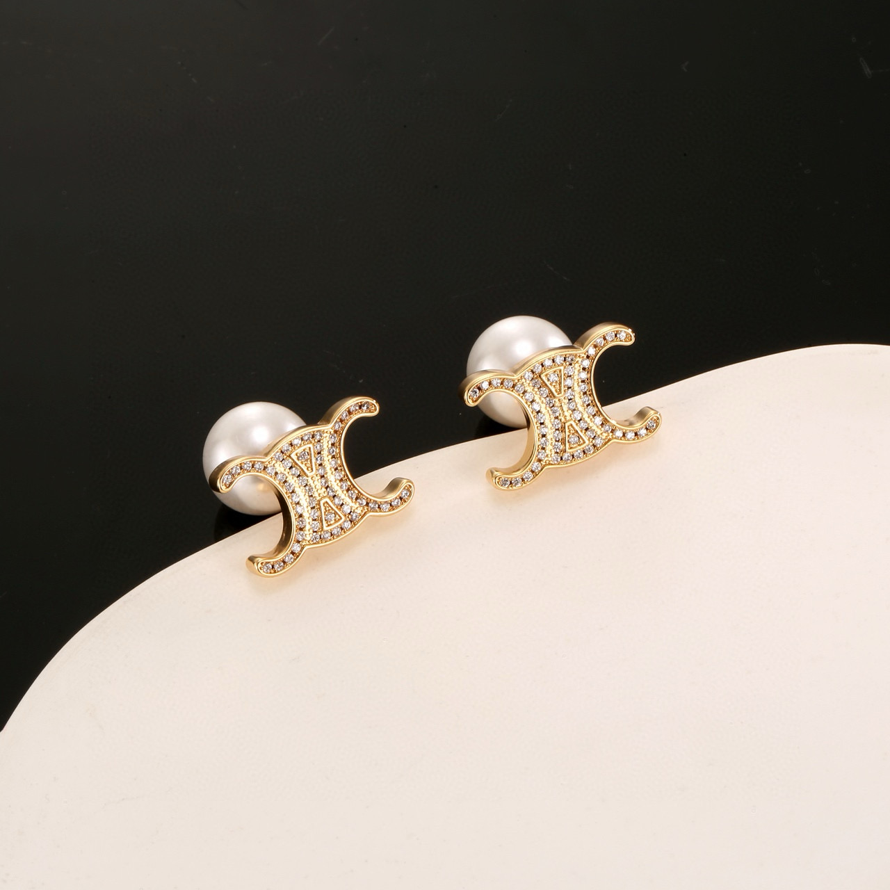 Bagsaaa Ce1i*e Earrings 02