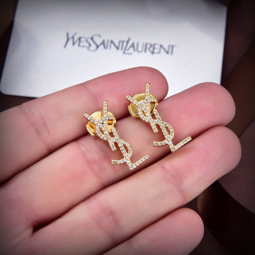 Bagsaaa Y51 Earrings 01