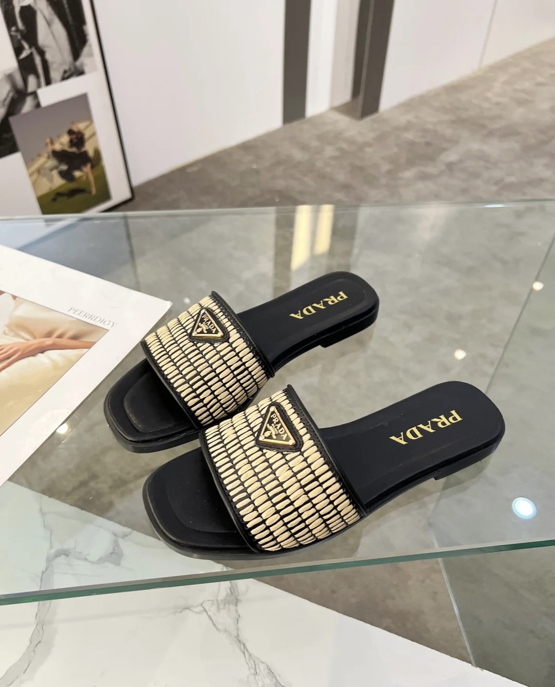 Bagsaaa Pra*a Summer Slippers Black