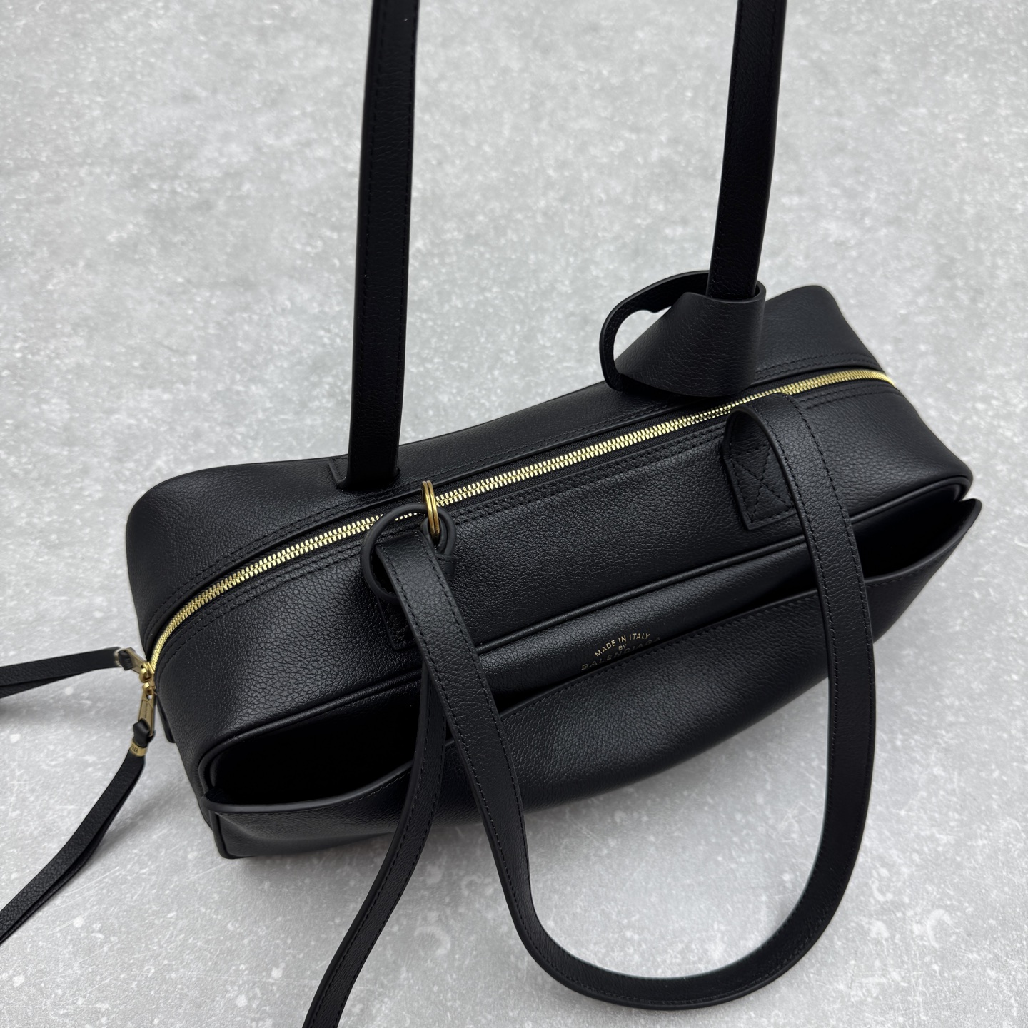 Bagsaaa Ba1en*iaga Carrie Bowling Bag Small in black calfskin - 31cm