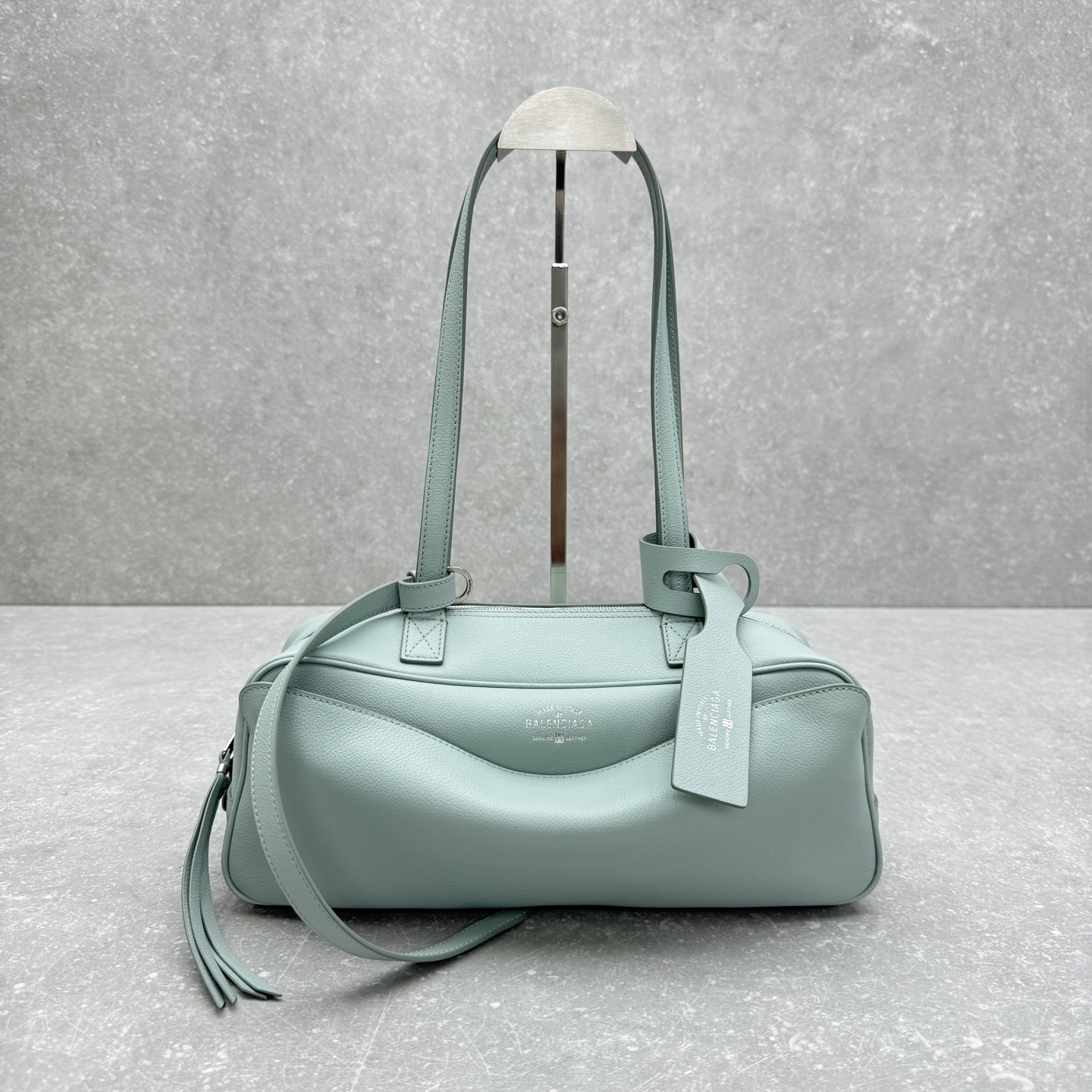 Bagsaaa Ba1en*iaga Carrie Bowling Bag Small in green calfskin - 31cm