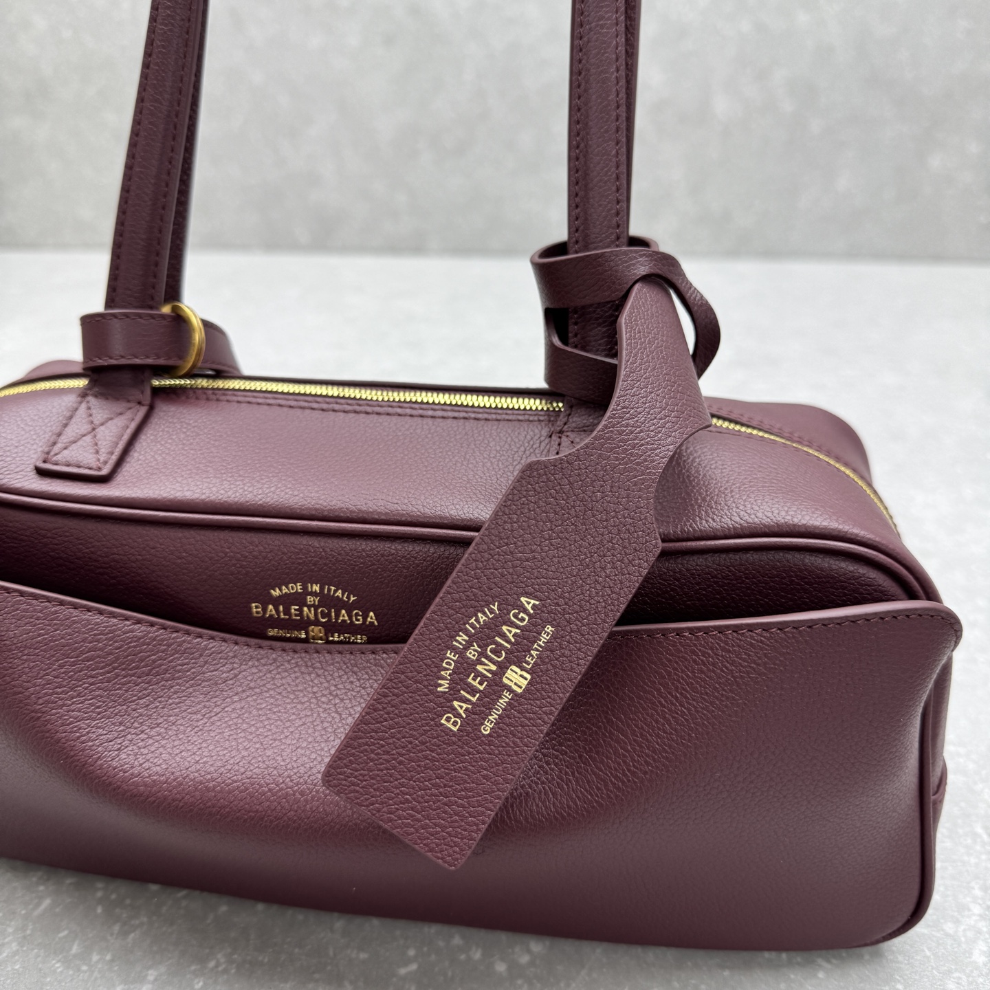Bagsaaa Ba1en*iaga Carrie Bowling Bag Small in burgundy calfskin - 31cm