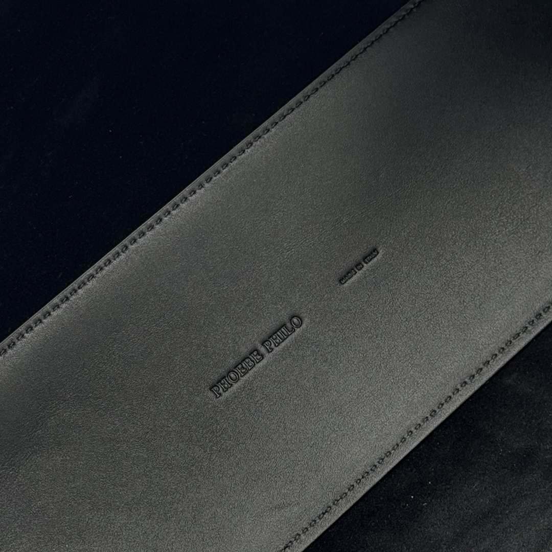 Bagsaaa Phoebe Philo in black leather - 40cm