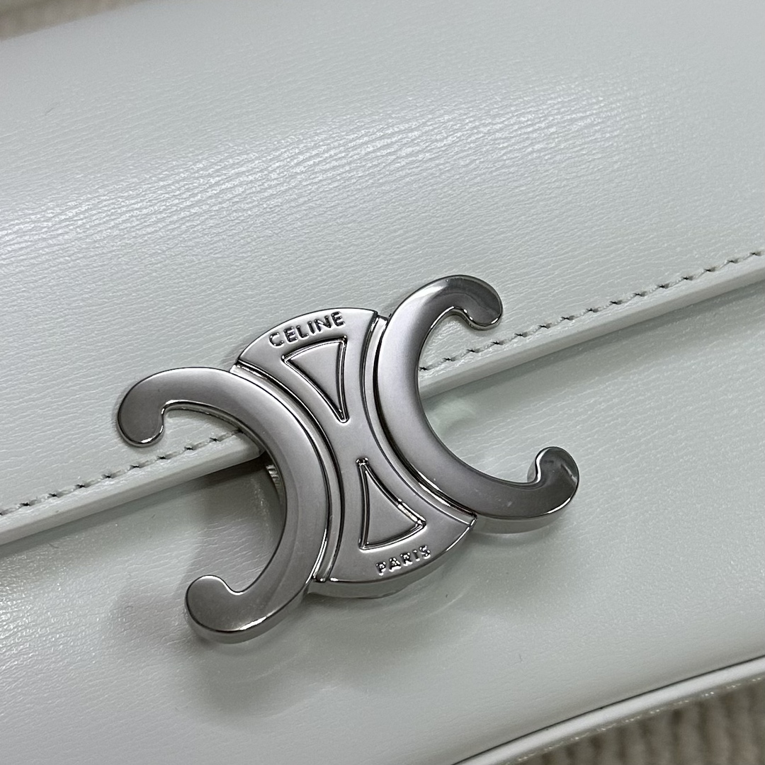 Bagsaaa Teen Ce1i*e Lola In Shiny Calfskin 119533 White - 20 x 11.5 x 5 CM