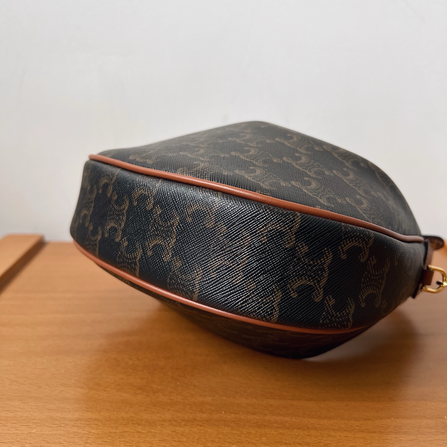 Bagsaaa Teen Ce1i*e Lulu In Triomphe Canvas And Calfskin 120722 - 21 x 24 x 5 CM