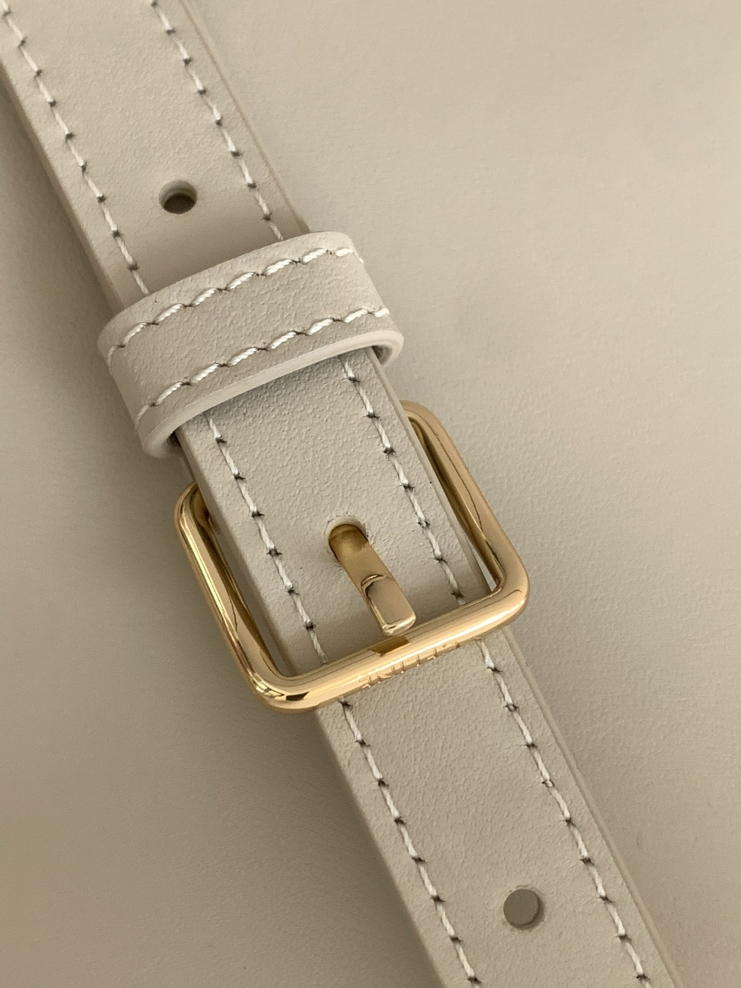 Bagsaaa Ce1i*e Small Bucket L0vise In Smooth Calfskin 119173 White - 19cm