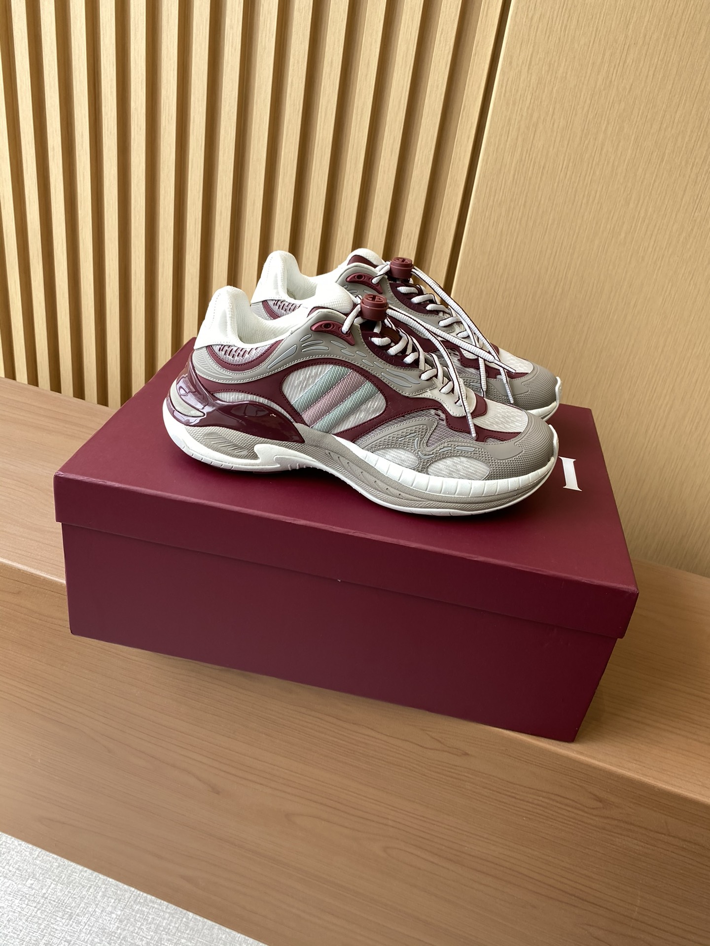Bagsaaa Gvc*1 2.0 trainer Red mesh and leather
