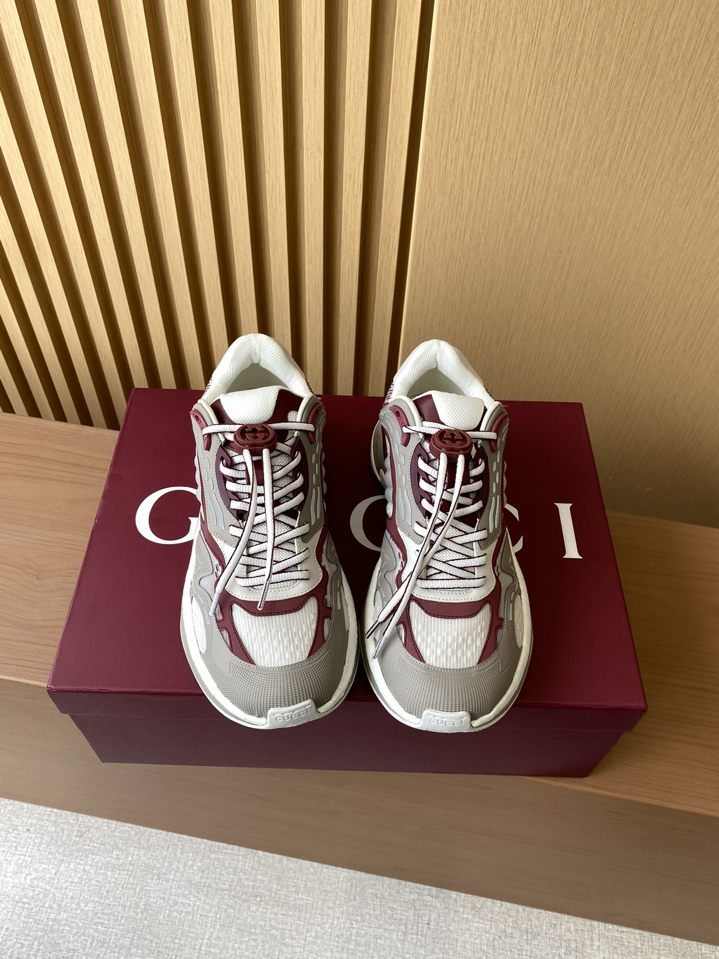 Bagsaaa Gvc*1 2.0 trainer Red mesh and leather