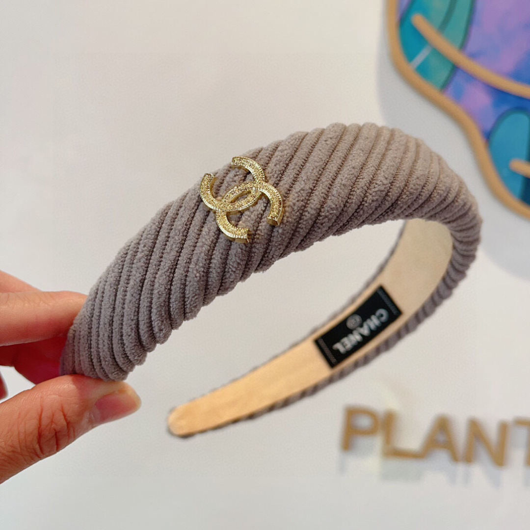 Bagsaaa Ch**el Headband 04