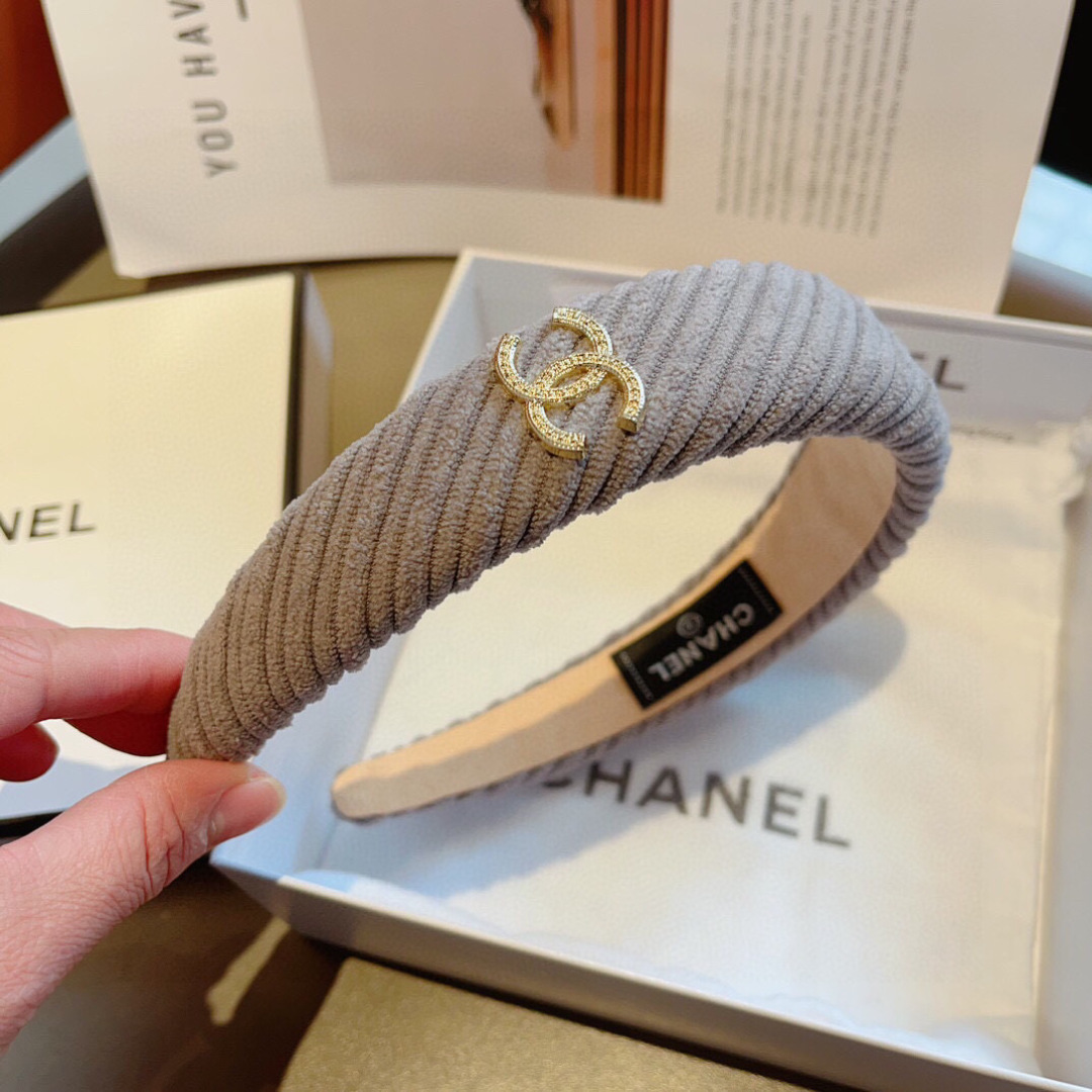 Bagsaaa Ch**el Headband 04
