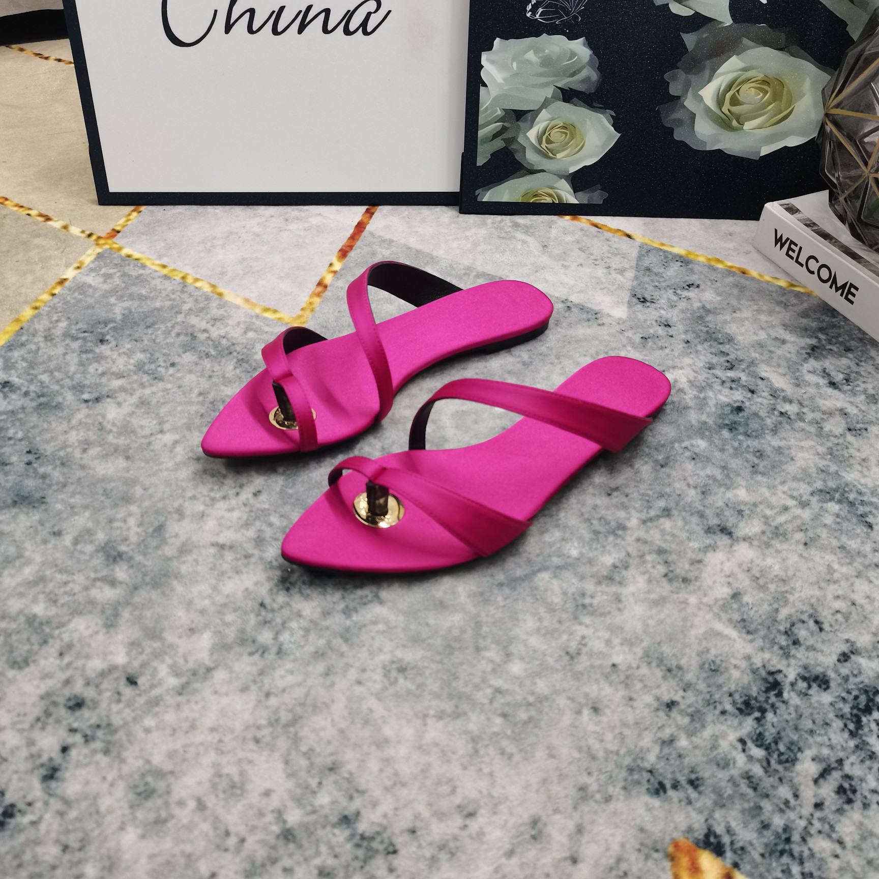 Bagsaaa Y51 Satin Thong Sandals Hot Pink
