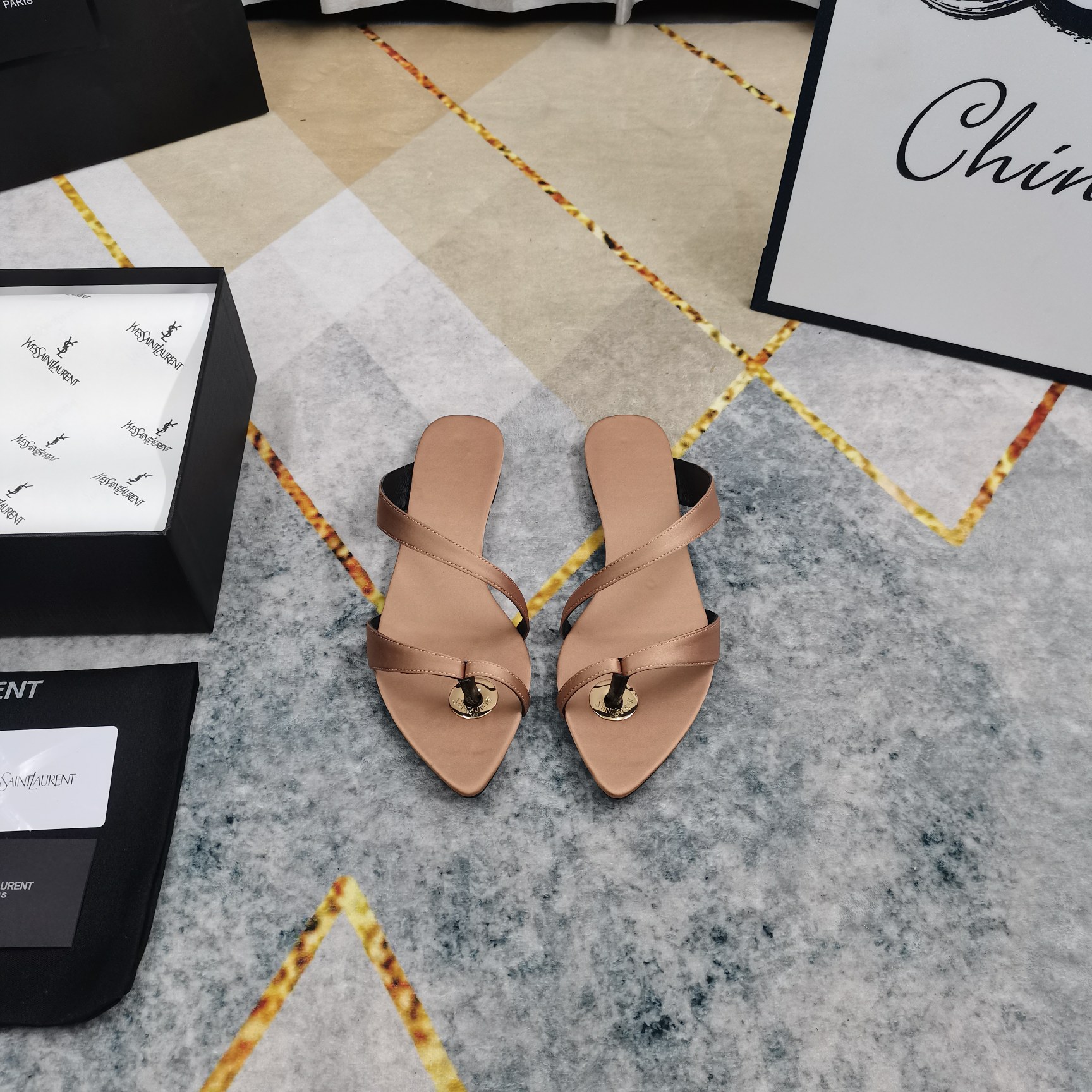 Bagsaaa Y51 Satin Thong Sandals Nude