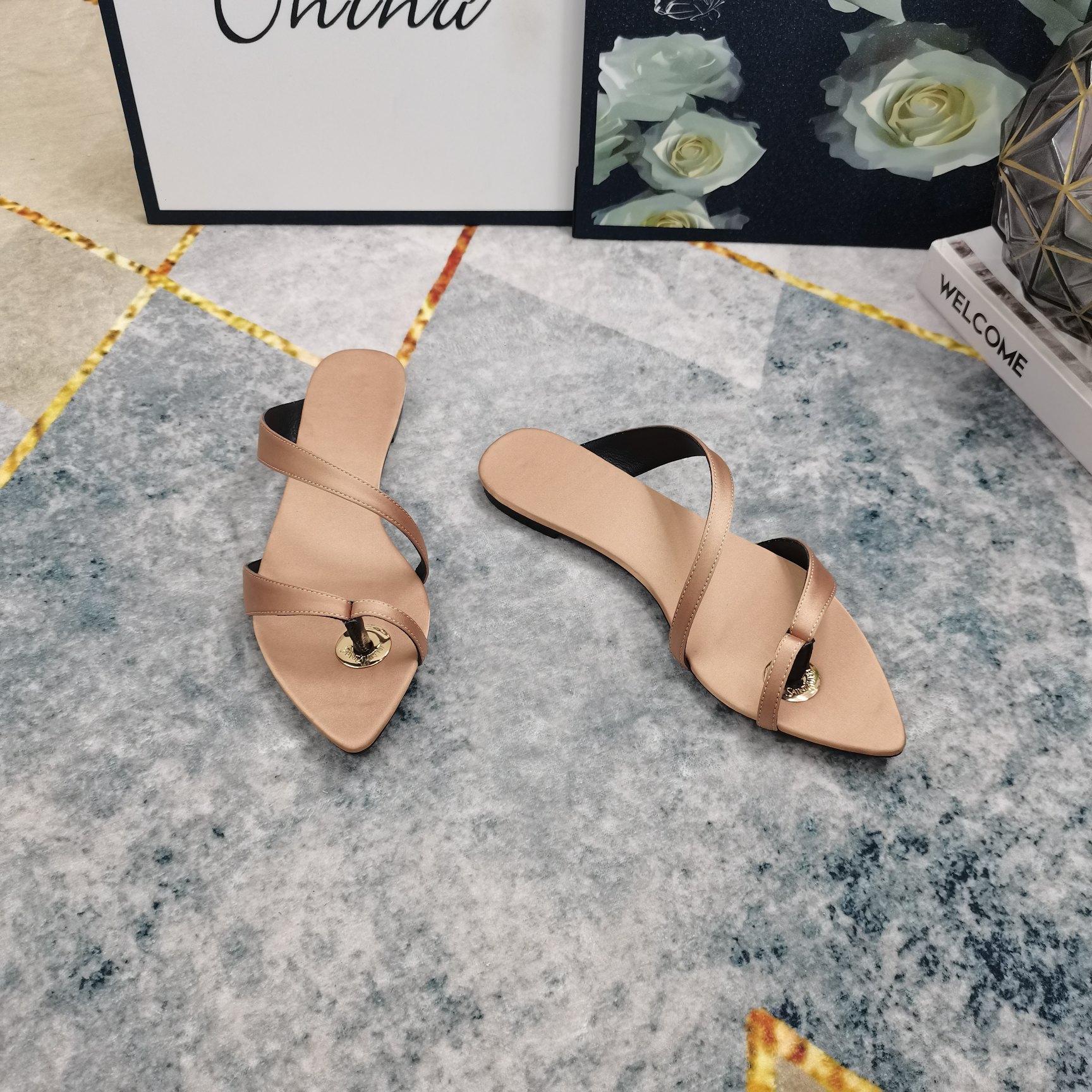 Bagsaaa Y51 Satin Thong Sandals Nude