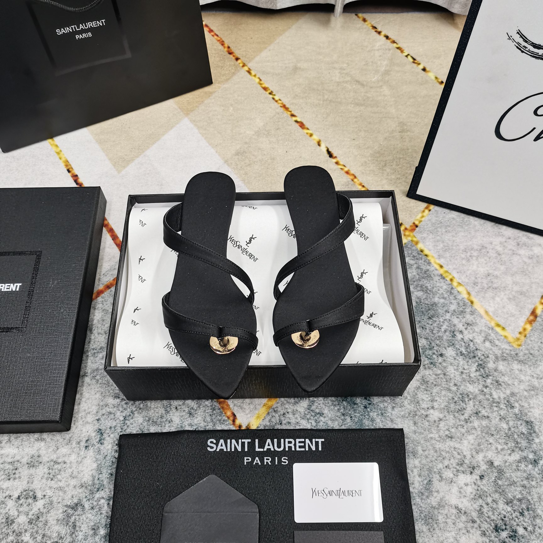 Bagsaaa Y51 Satin Thong Sandals Black