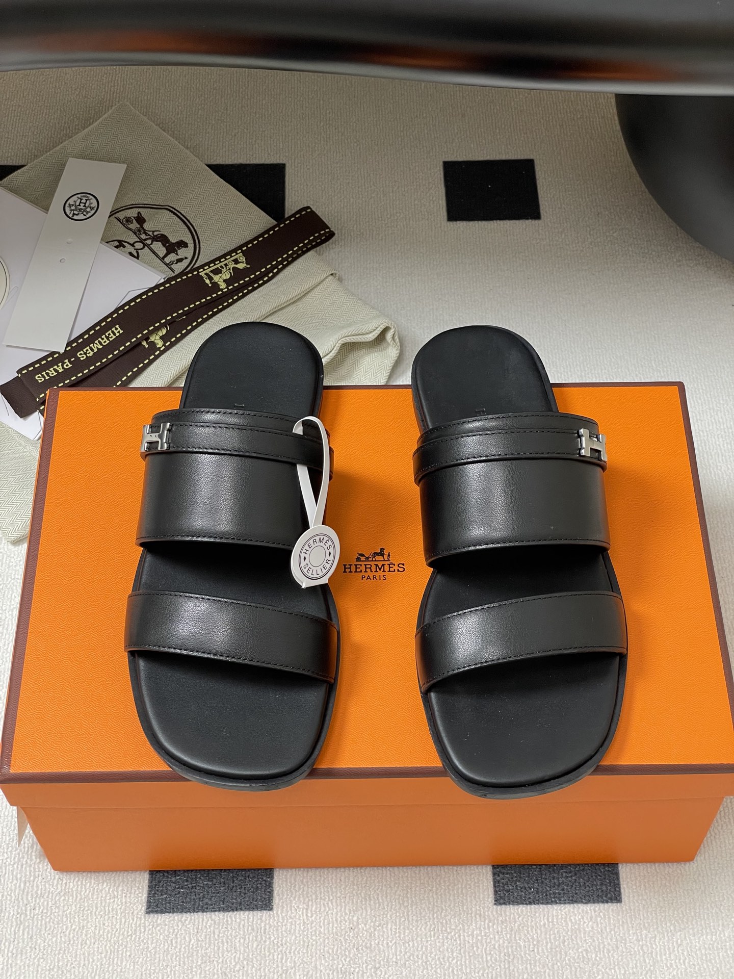 Bagsaaa H**me5 Signature H Slides Black