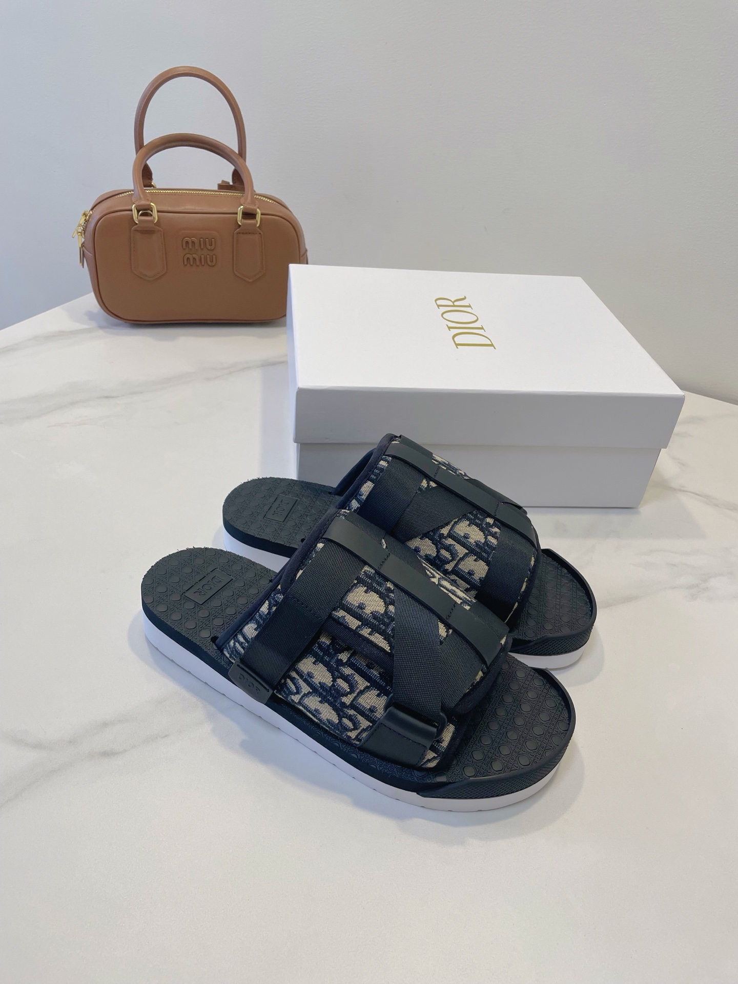 Bagsaaa D10r Alpha Sandal Beige and Black D10r Oblique Jacquard