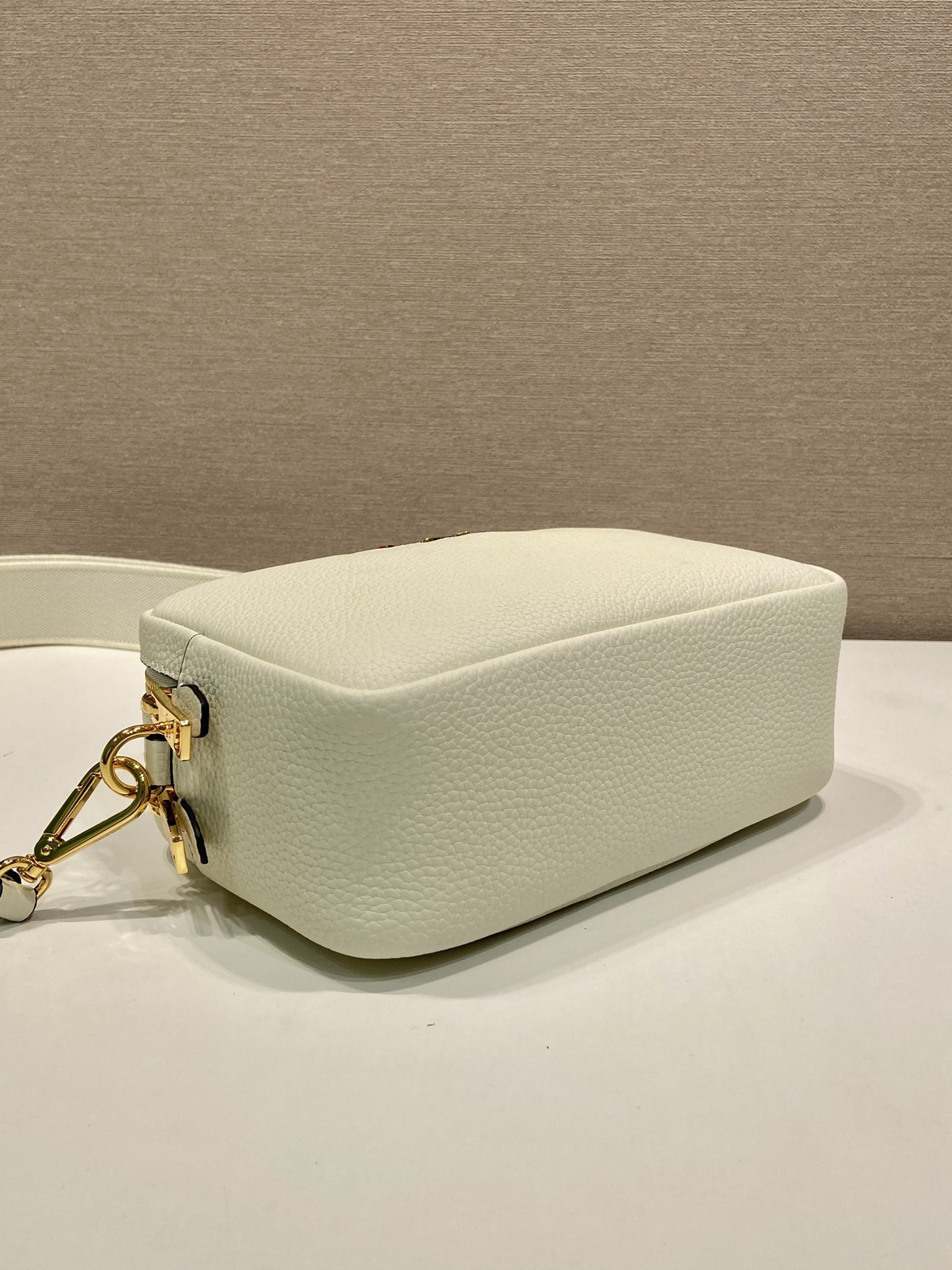 Bagsaaa Pra*a Small leather shoulder bag 1BH082 white - 22cm