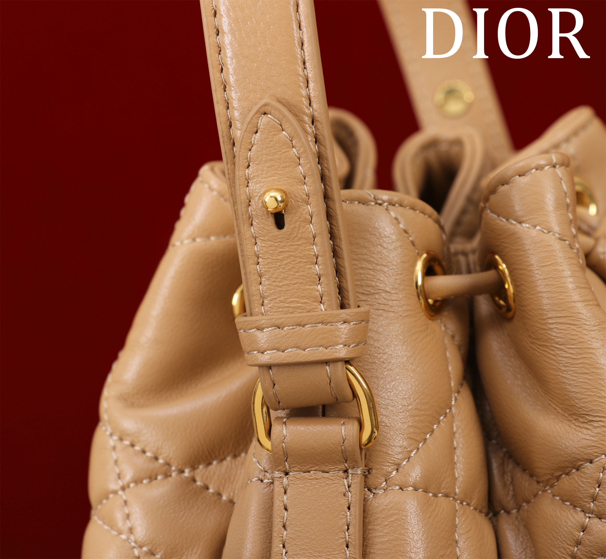 Bagsaaa Small D10r Caro Bucket Bag Brown Macrocannage Lambskin - 24cm