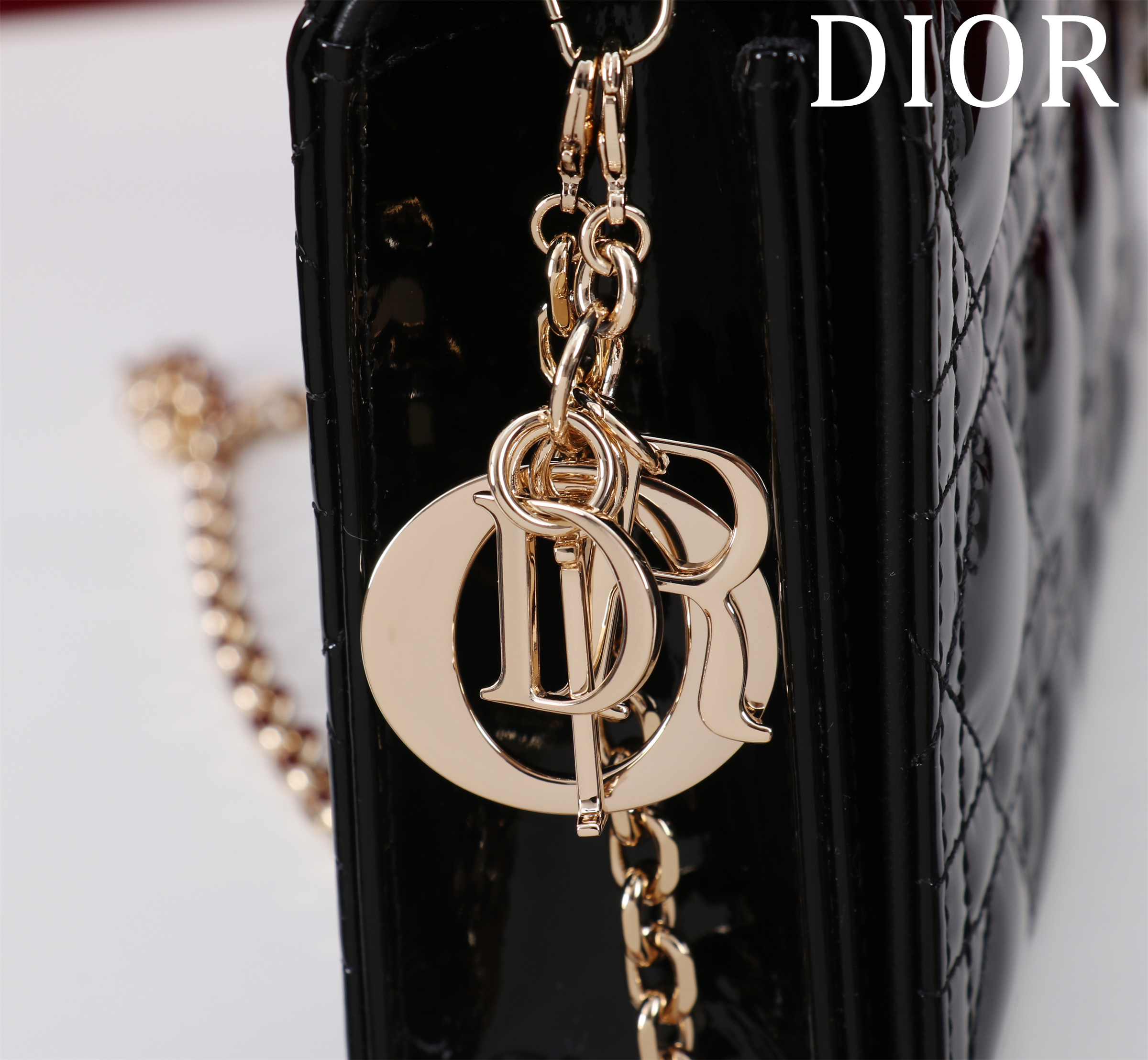 Bagsaaa Lady D10r Pouch with Chain Black Patent Cannage Calfskin - 21.5cm