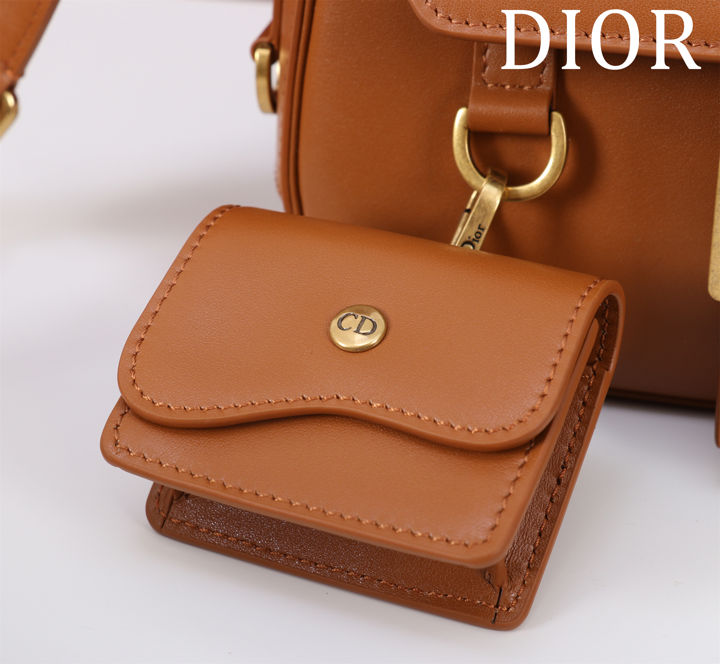 Bagsaaa D10r Small Streetchic Bag Brown Vintage Smooth Calfskin - 24cm