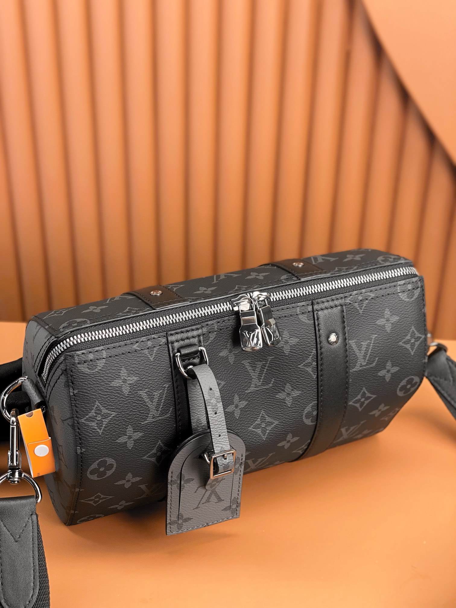 Bagsaaa LV M45936 City Keepall Monogram Eclipse - 27cm