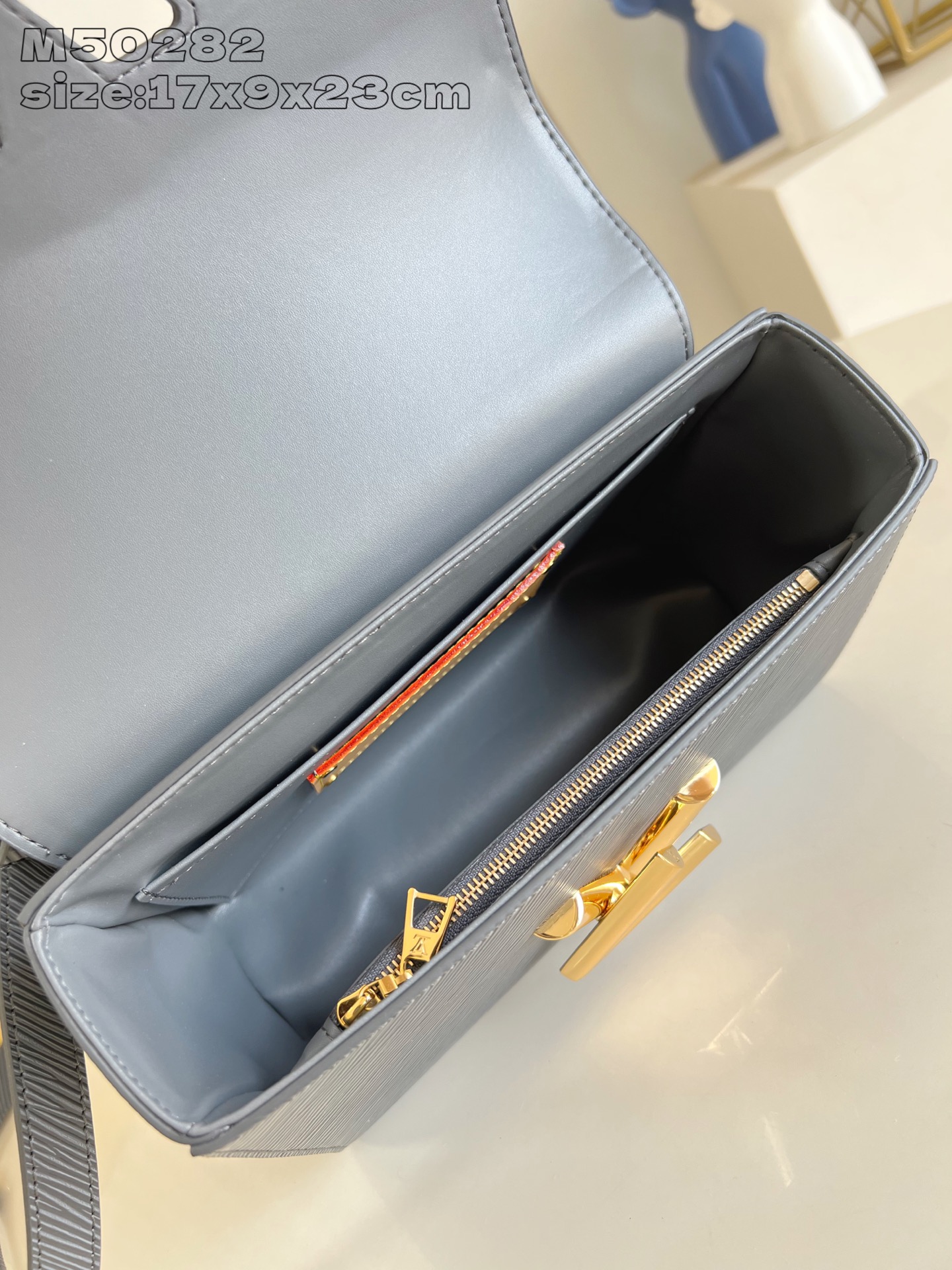 Bagsaaa LV M14059 Twist MM Gray - 23cm