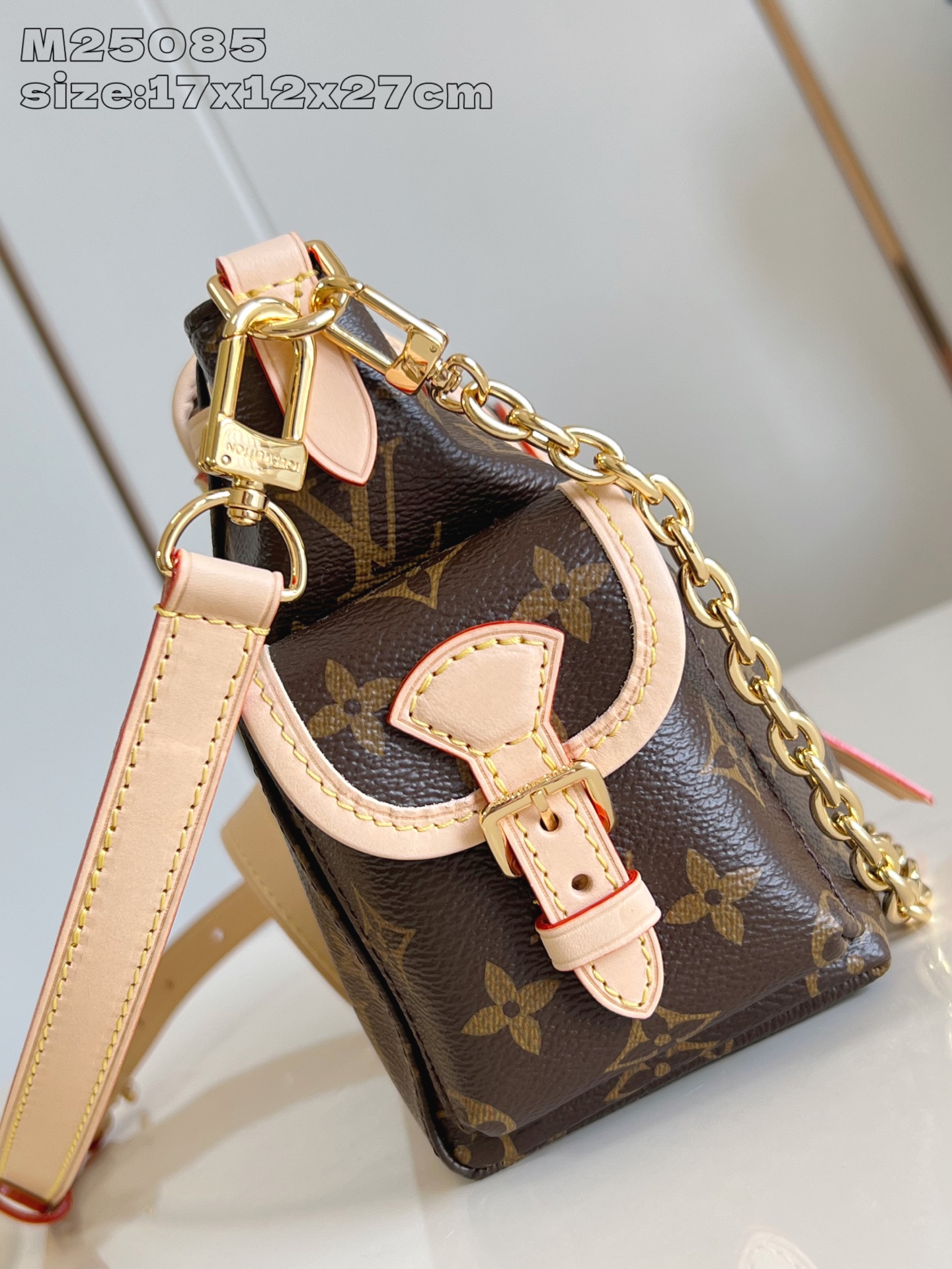 Bagsaaa LV M25085 Odyssée Bag Monogram - 27cm