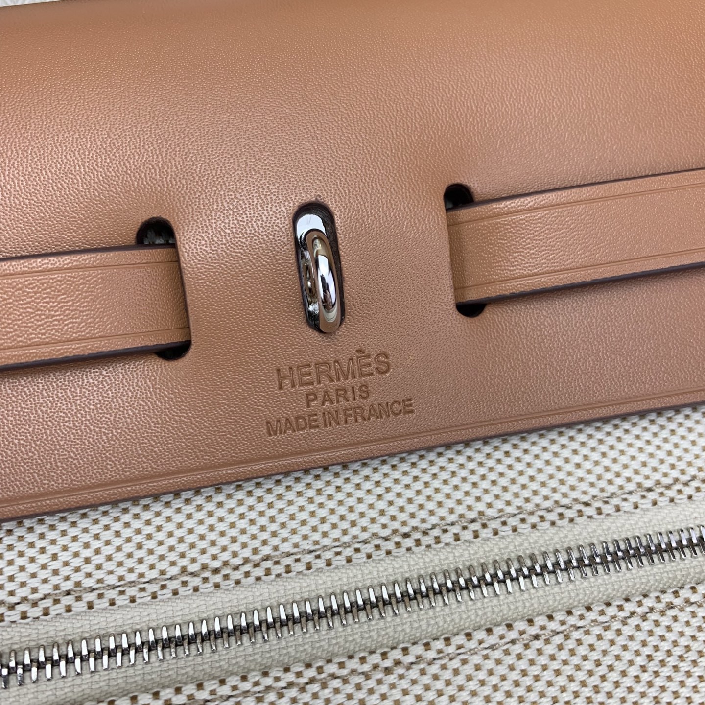 Bagsaaa H**me5 Herbag Beige & Brown - 31cm