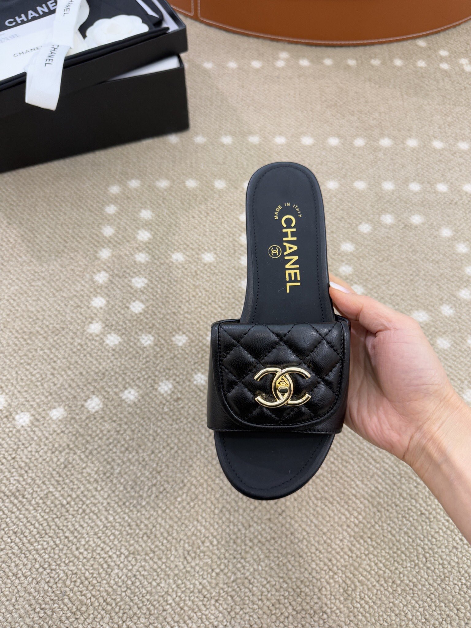 Bagsaaa Ch**el Turnlock Sandals Black