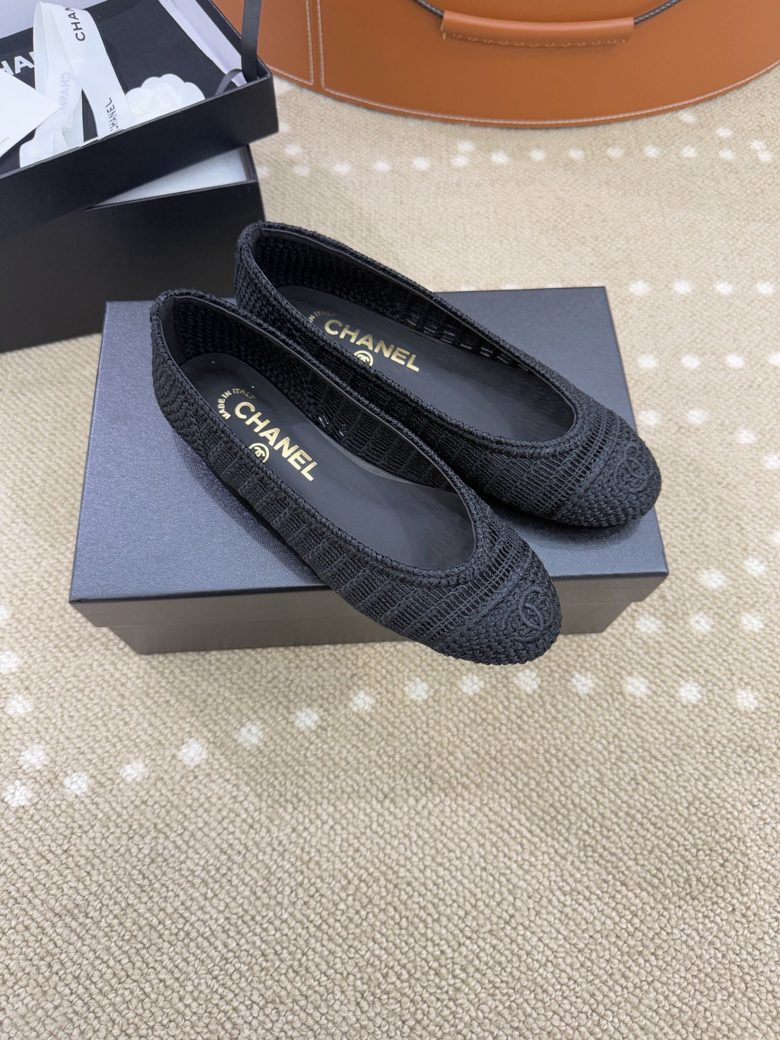 Bagsaaa Ch**el Ballet flats G46352 Black Raffia