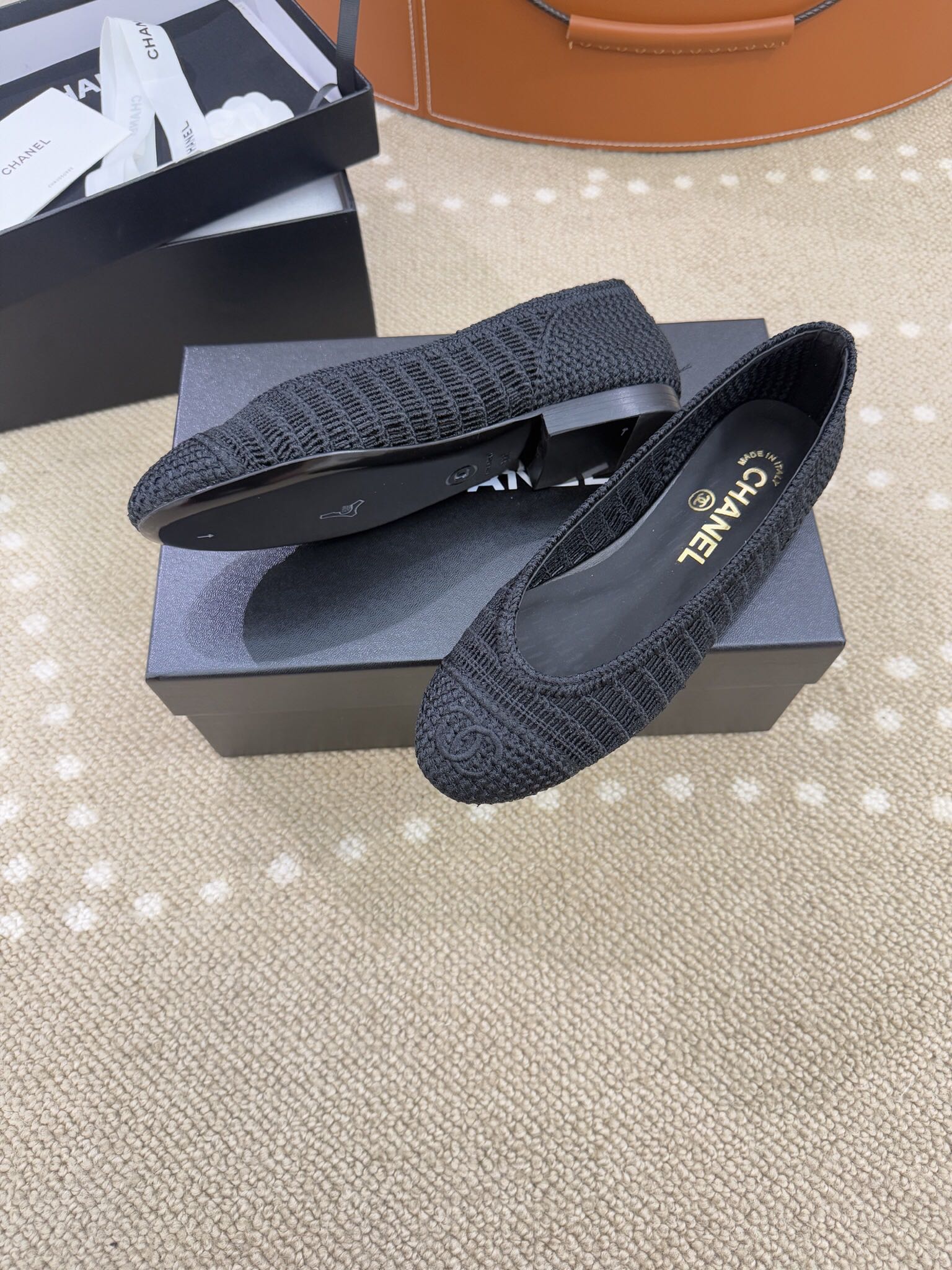 Bagsaaa Ch**el Ballet flats G46352 Black Raffia