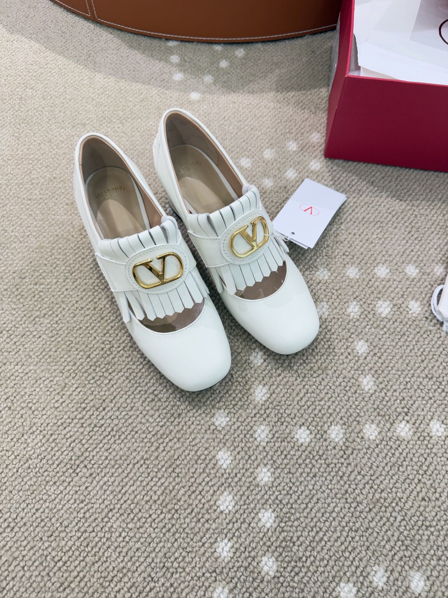 Bagsaaa Va1e*ntin0 Garavani 60mm VLogo Signature pumps white