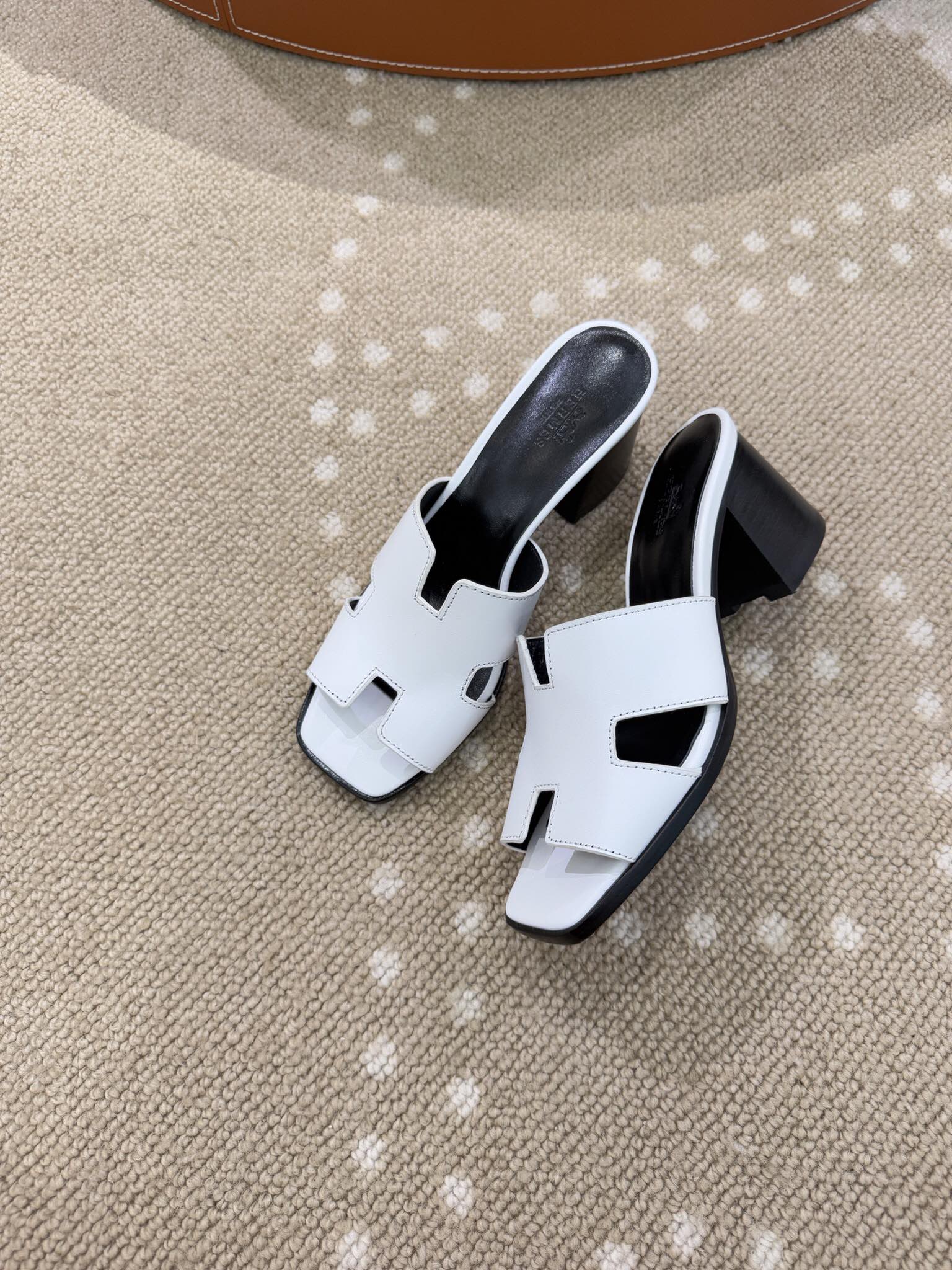 Bagsaaa H**me5 Helia 60 sandal white