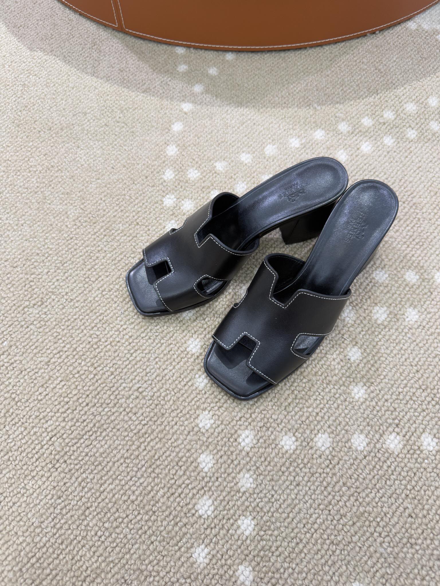 Bagsaaa H**me5 Helia 60 sandal black