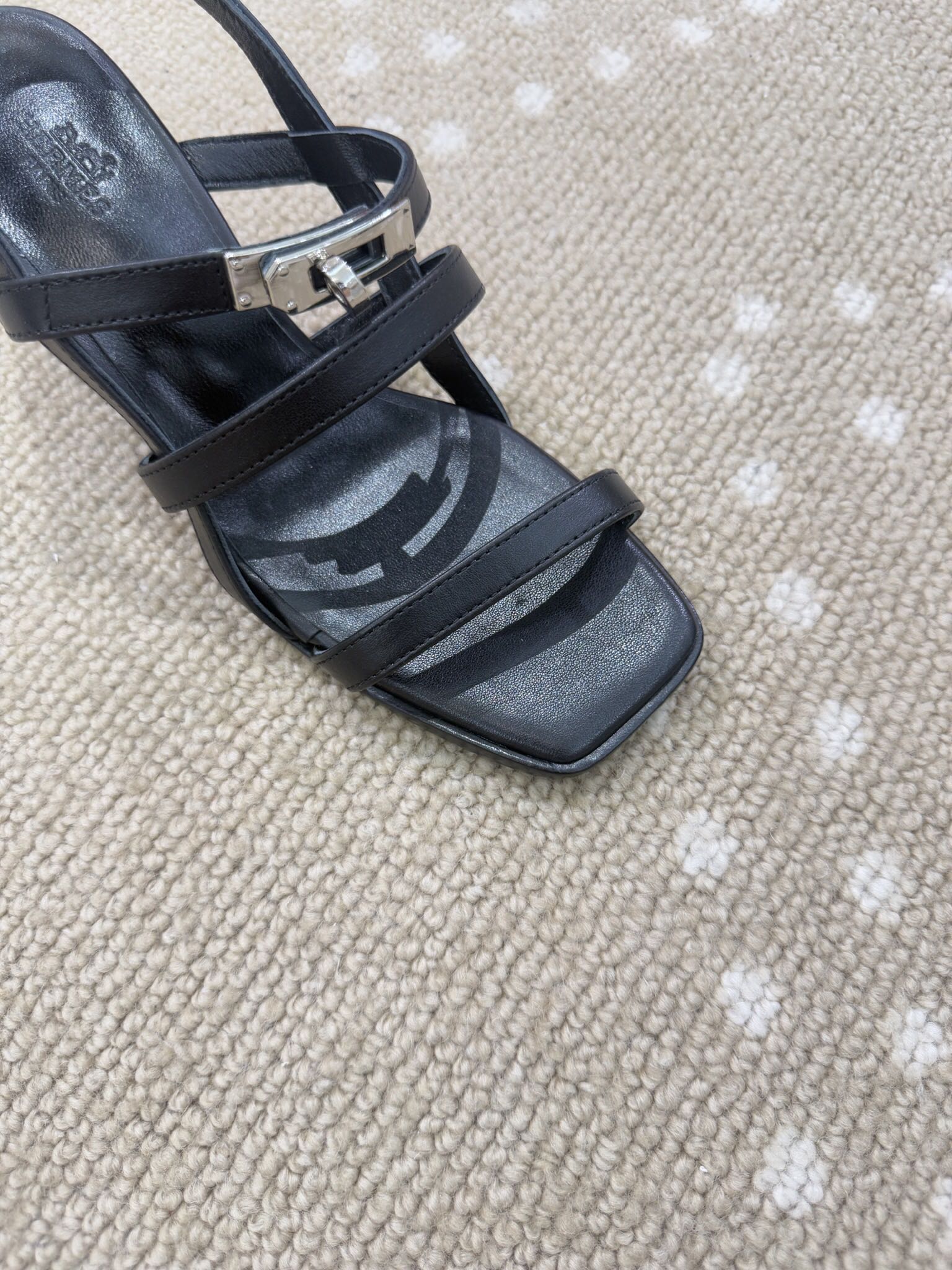 Bagsaaa H**me5 Eve 60 sandals black - 6cm