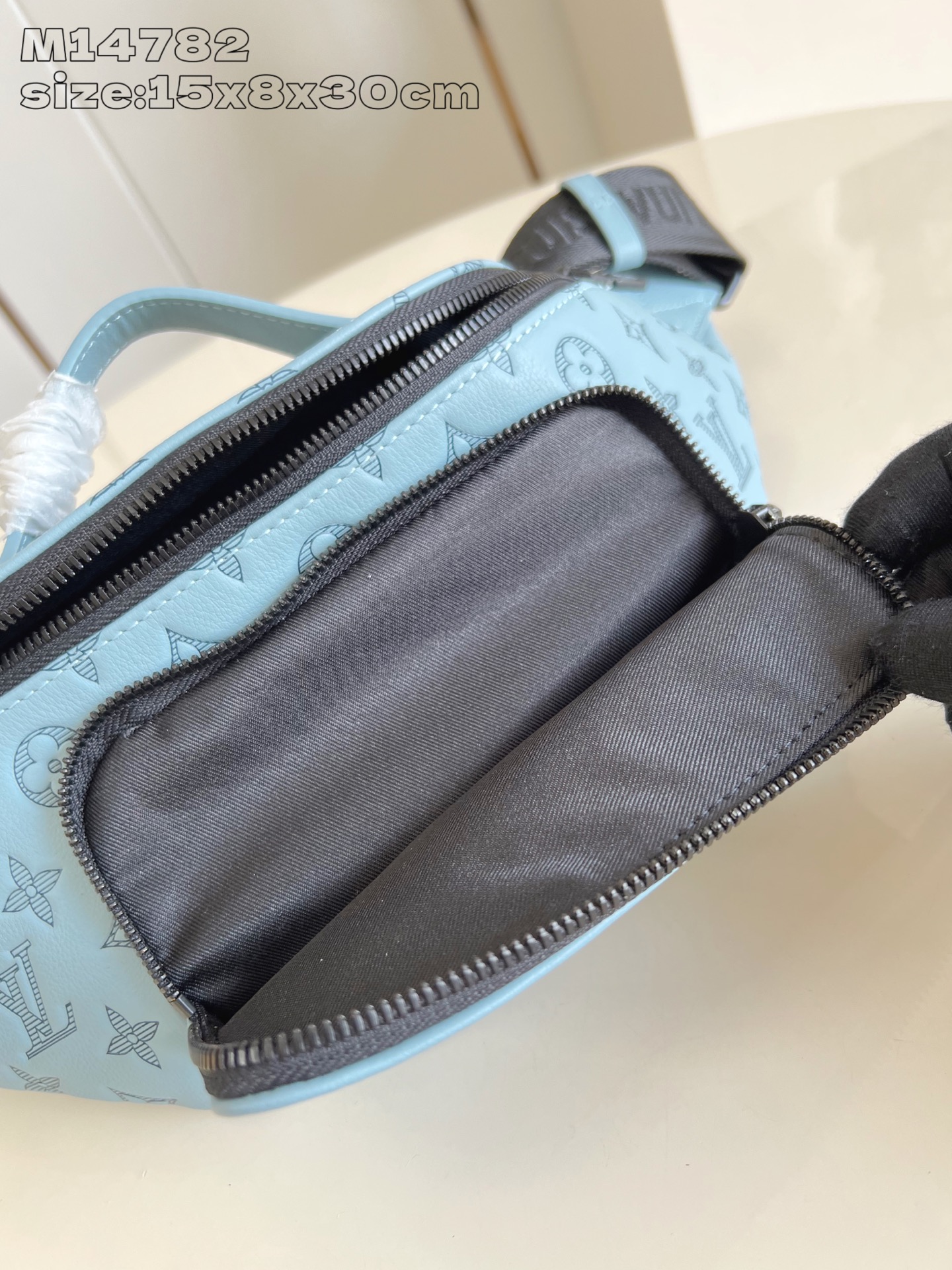 Bagsaaa LV M14782 Rush Bumbag blue - 30 x 15 x 8 cm