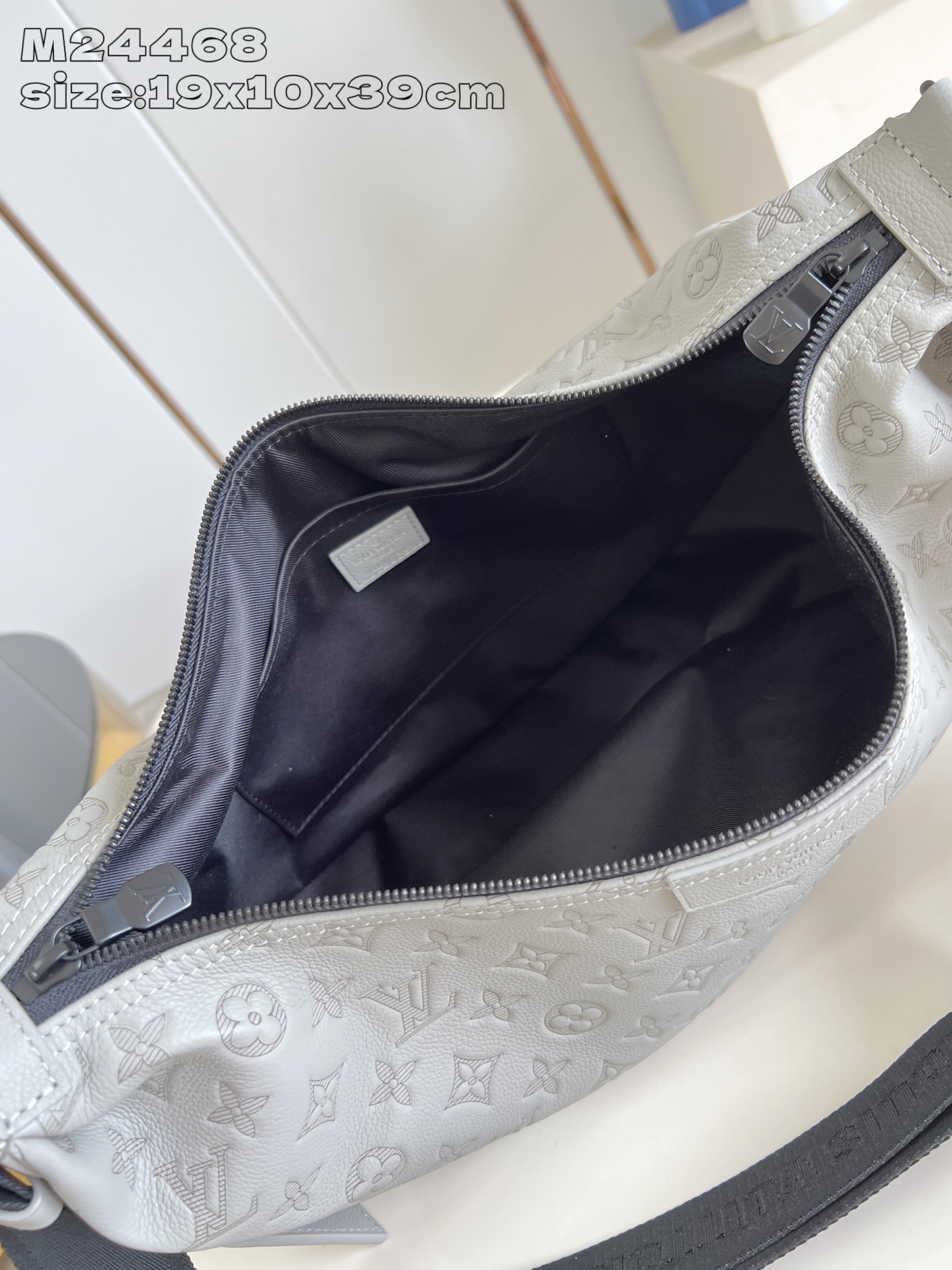 Bagsaaa LV M24468 Hobo Hamac Bag Gray - 39cm