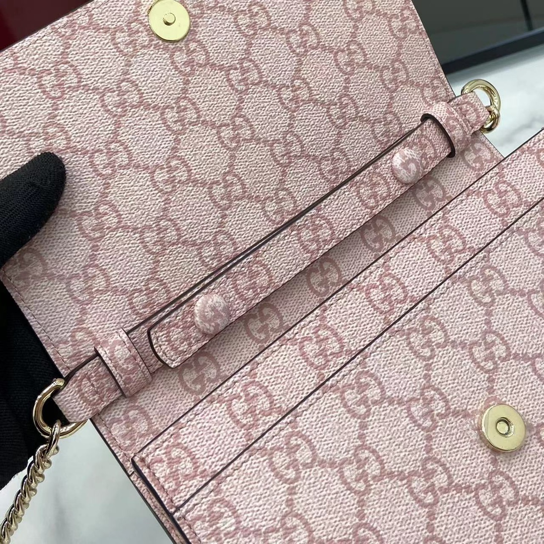 Bagsaaa Gvc*1 GG Emblem wallet on chain 826720 light pink - 20cm