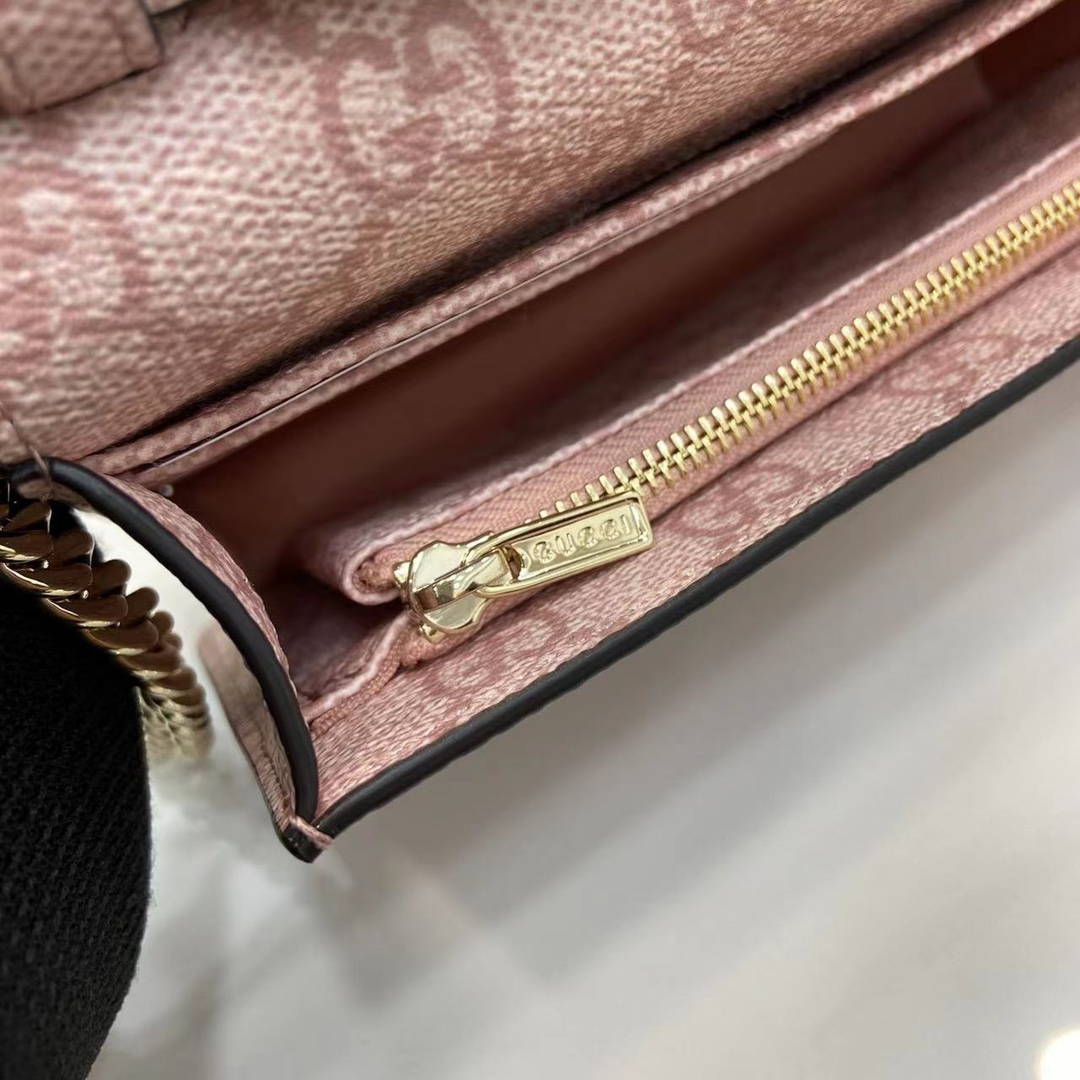 Bagsaaa Gvc*1 GG Emblem wallet on chain 826720 light pink - 20cm