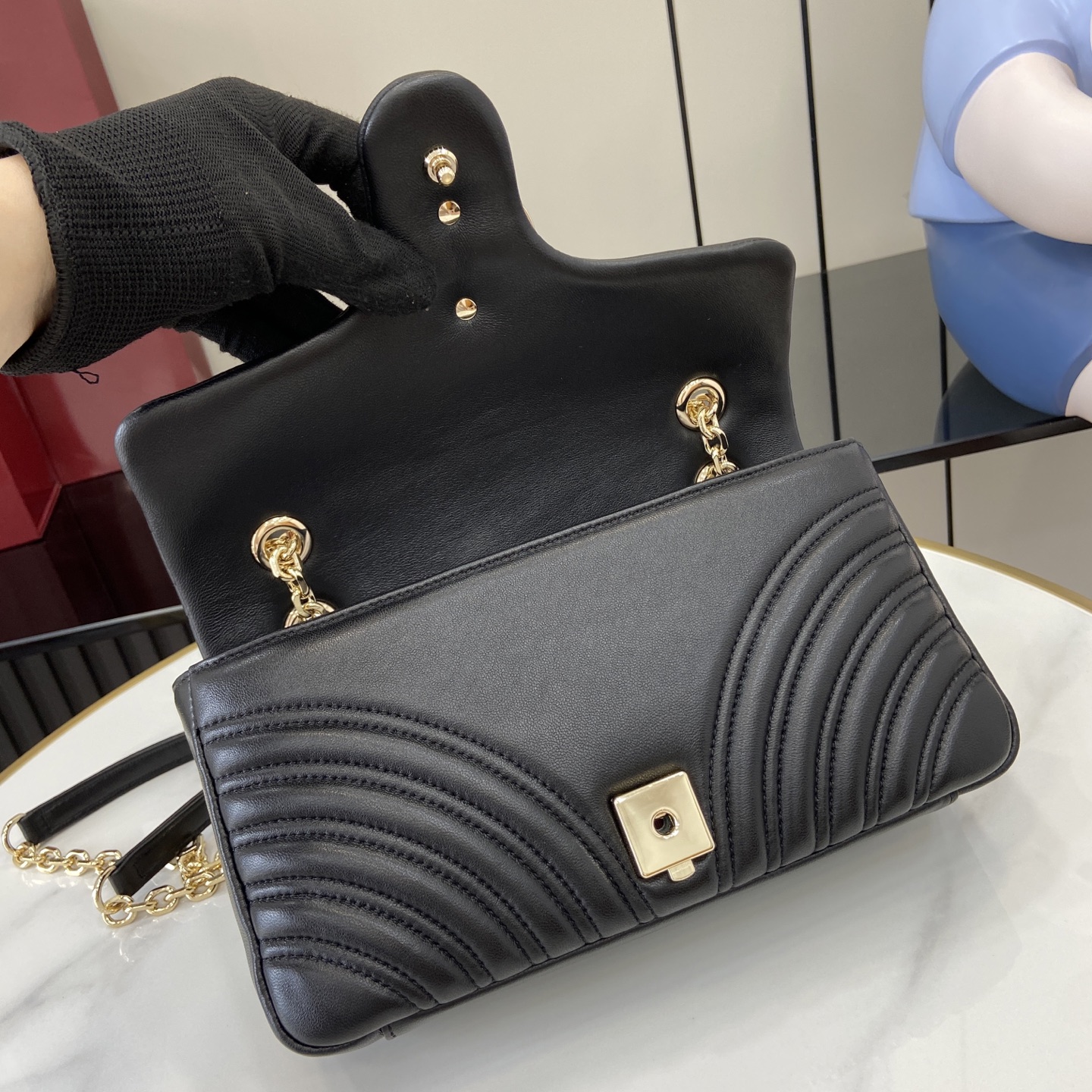 Bagsaaa Gvc*1 GG Marmont medium shoulder bag 837267 black - 26cm