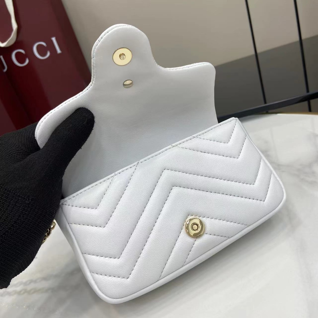 Bagsaaa Gvc*1 GG Marmont mini shoulder bag 841290 white - 17cm