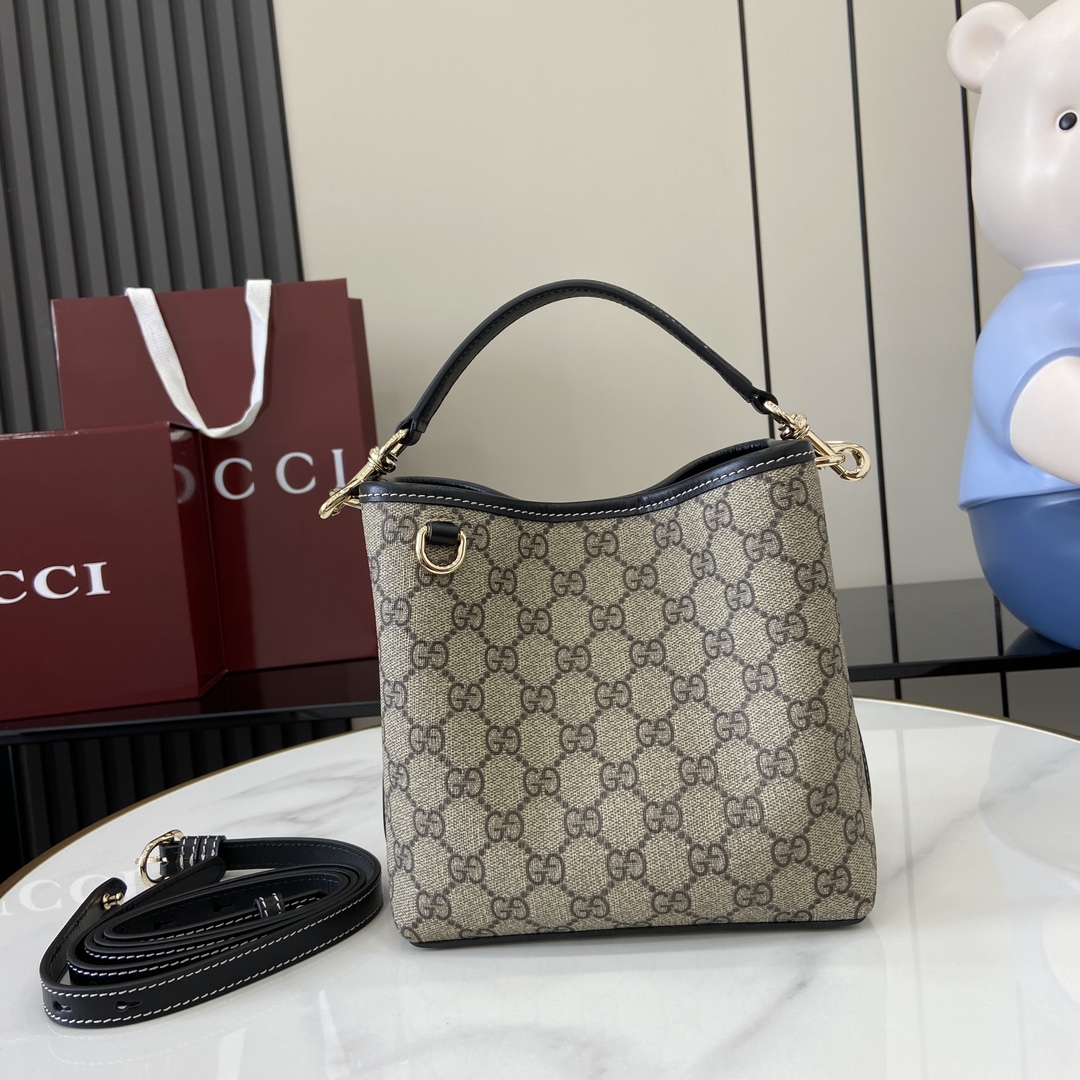 Bagsaaa Gvc*1 GG Emblem Mini Bucket Bag 815118 beige & black - 19x18x11 cm