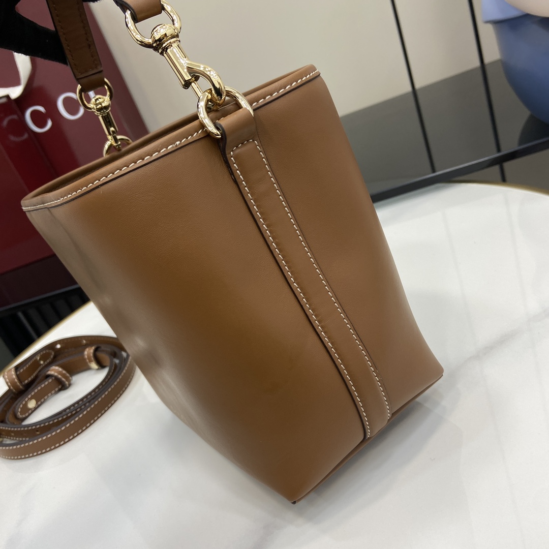 Bagsaaa Gvc*1 GG Emblem Mini Bucket Bag 815118 brown - 19x18x11 cm