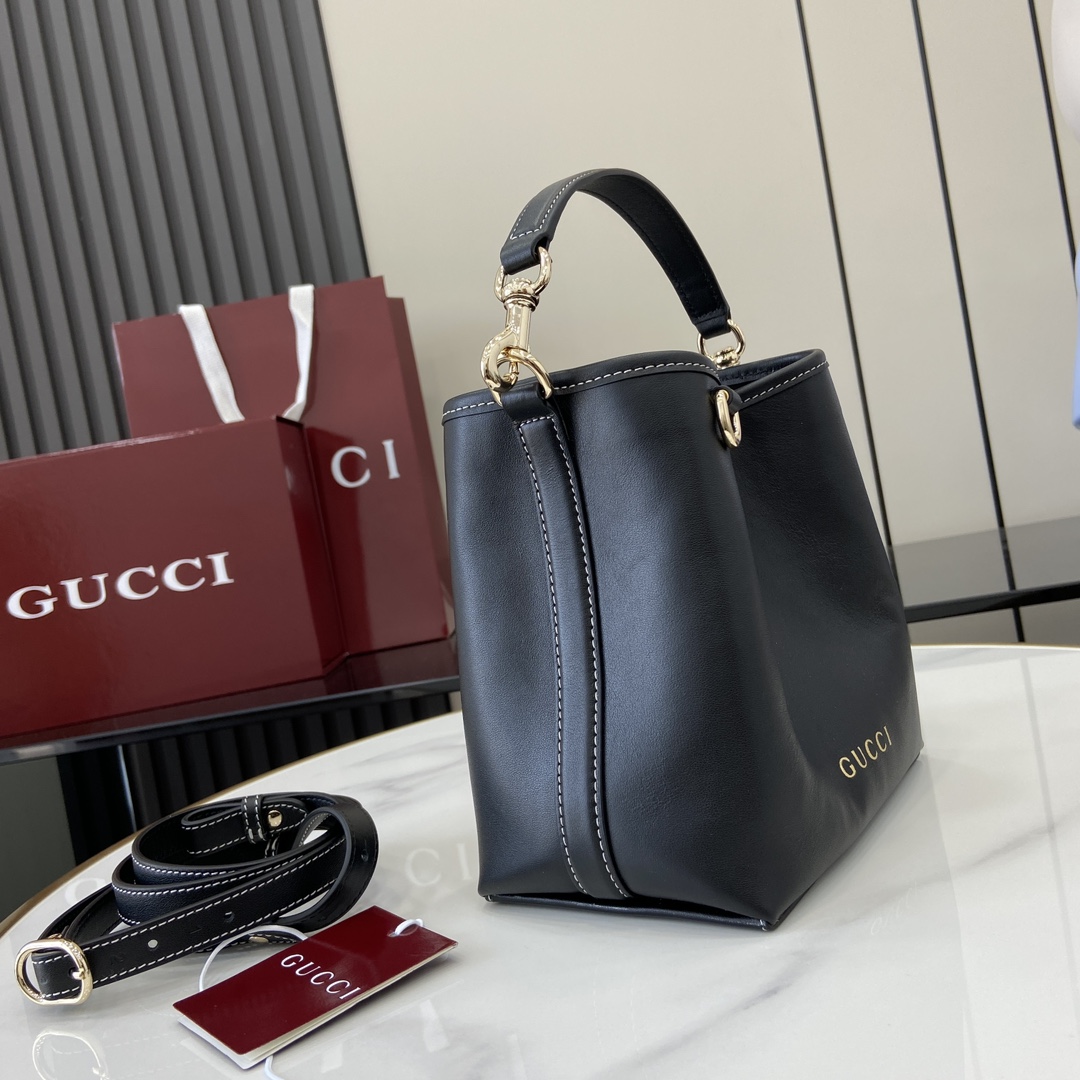 Bagsaaa Gvc*1 GG Emblem Mini Bucket Bag 815118 black - 19x18x11 cm