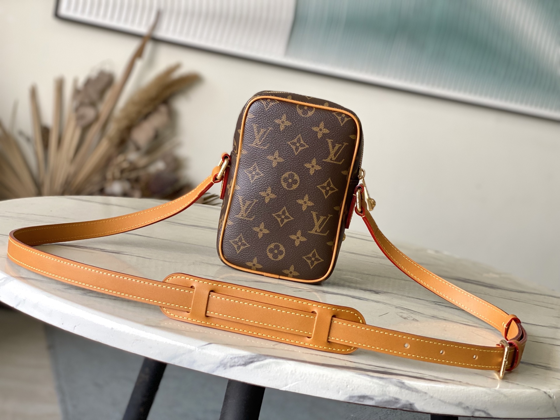 Bagsaaa LV M14014 Amazone cross-body bag - 20cm
