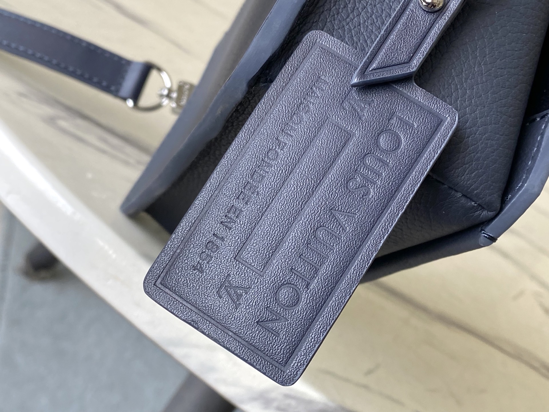 Bagsaaa LV M83320 Fastline Wearable Wallet Dark Blue - 17.3cm