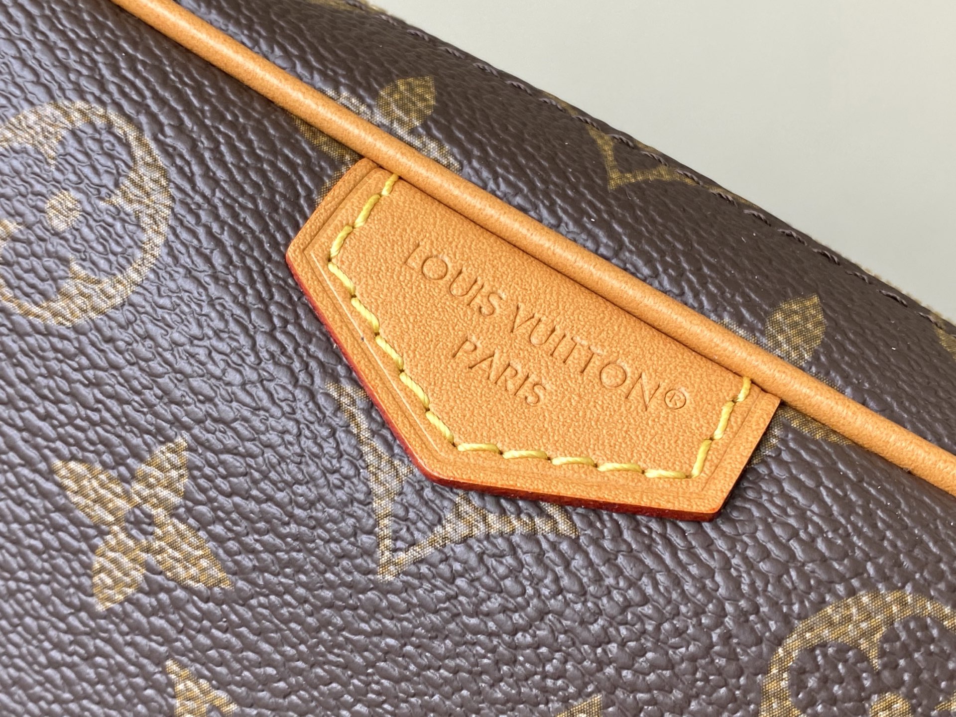Bagsaaa LV M14058 Trocadéro Wearable Wallet Monogram - 20cm