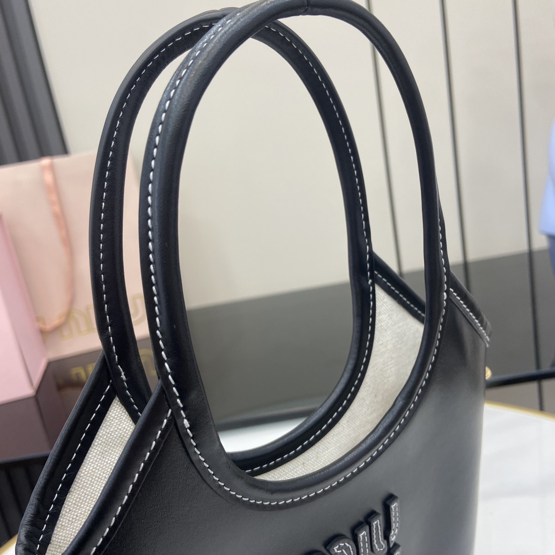 Bagsaaa Miu Miu IVY leather handbag 5BA281 black - 24cm