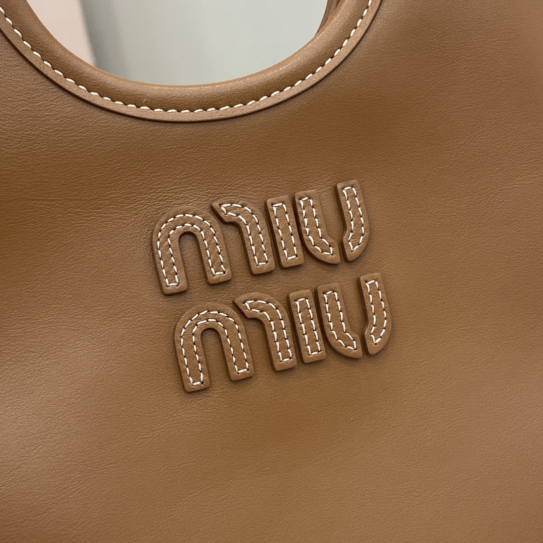 Bagsaaa Miu Miu IVY leather handbag 5BA281 brown - 24cm